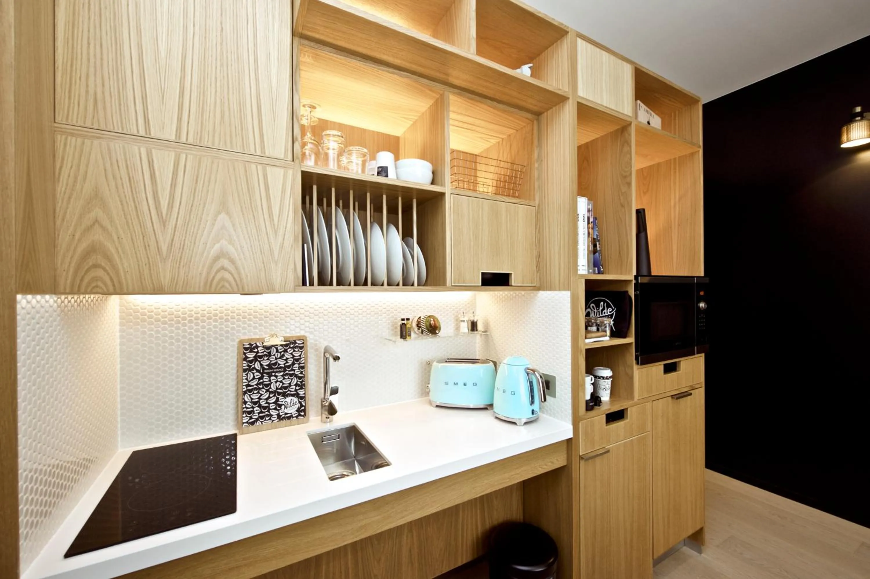 Kitchen or kitchenette in Wilde Aparthotels London Covent Garden