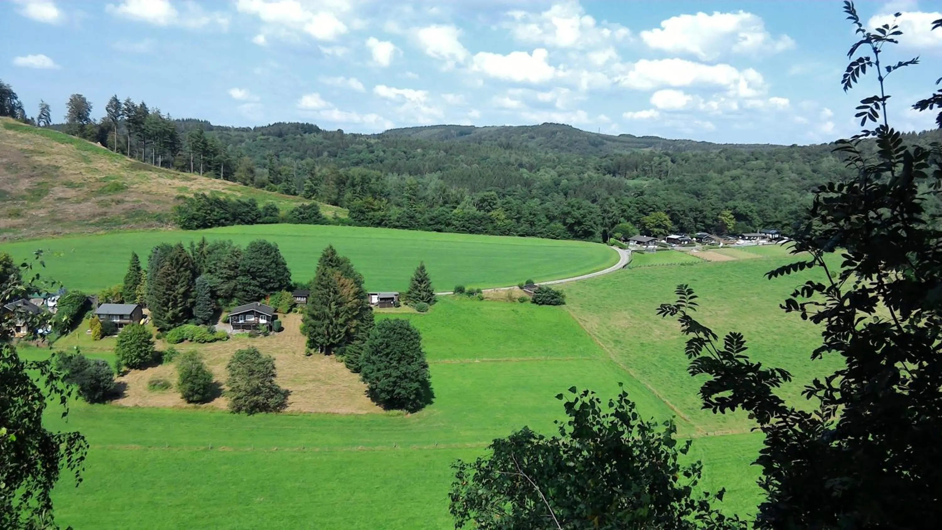 Natural landscape in B&B Le Courtil
