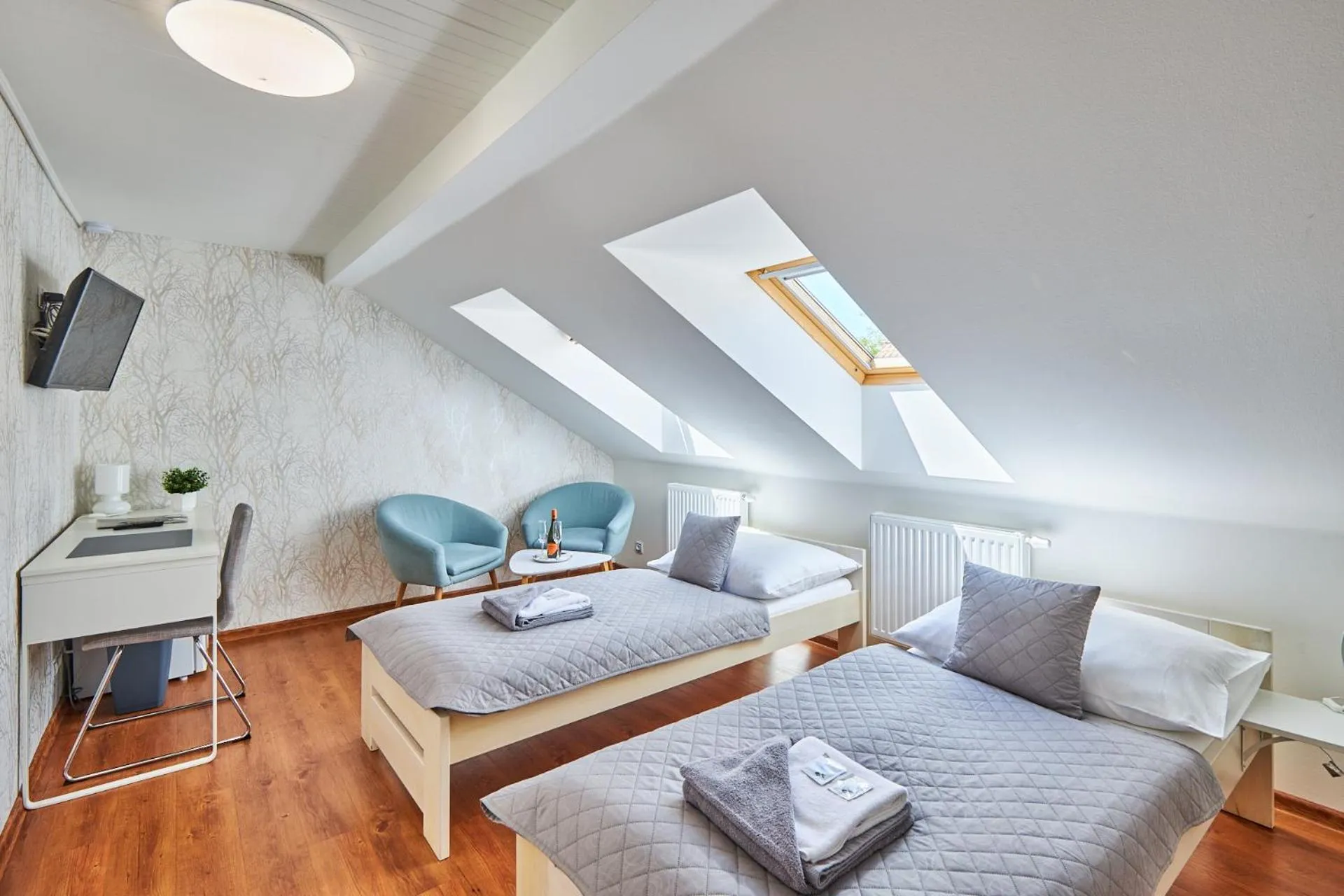 TV and multimedia, Bed in Villa Gap apartments