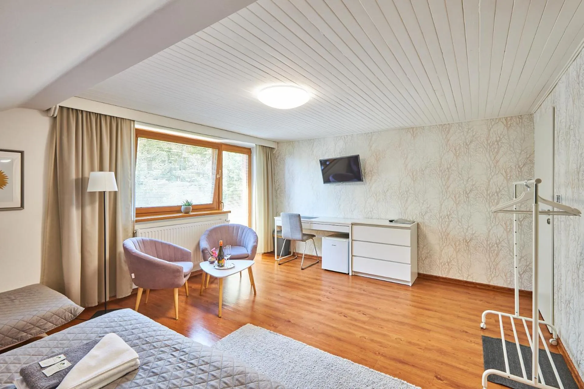 TV and multimedia, Bed in Villa Gap apartments