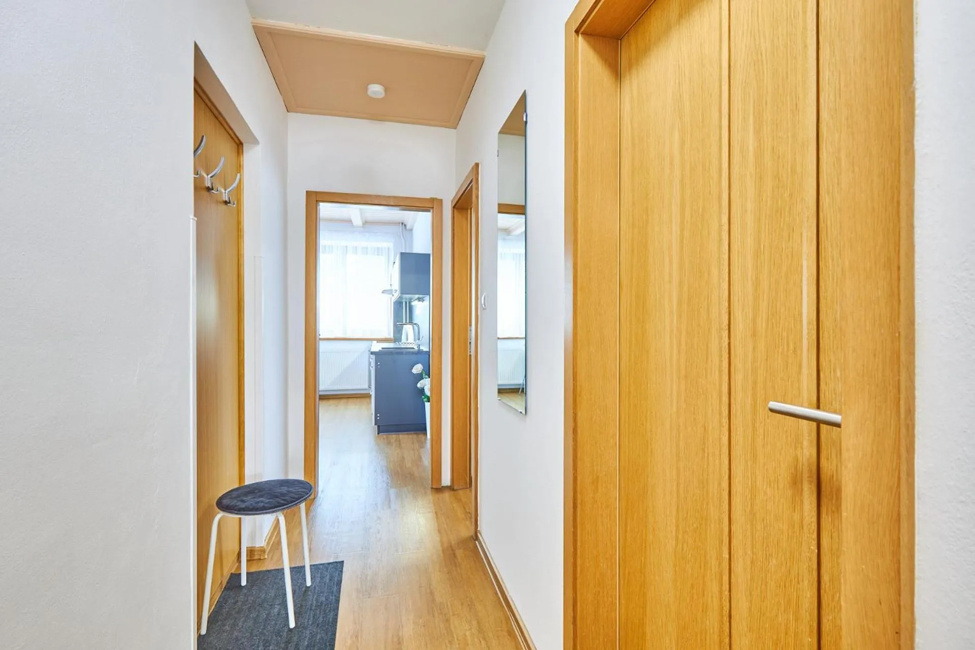 Text overlay in Villa Gap apartments