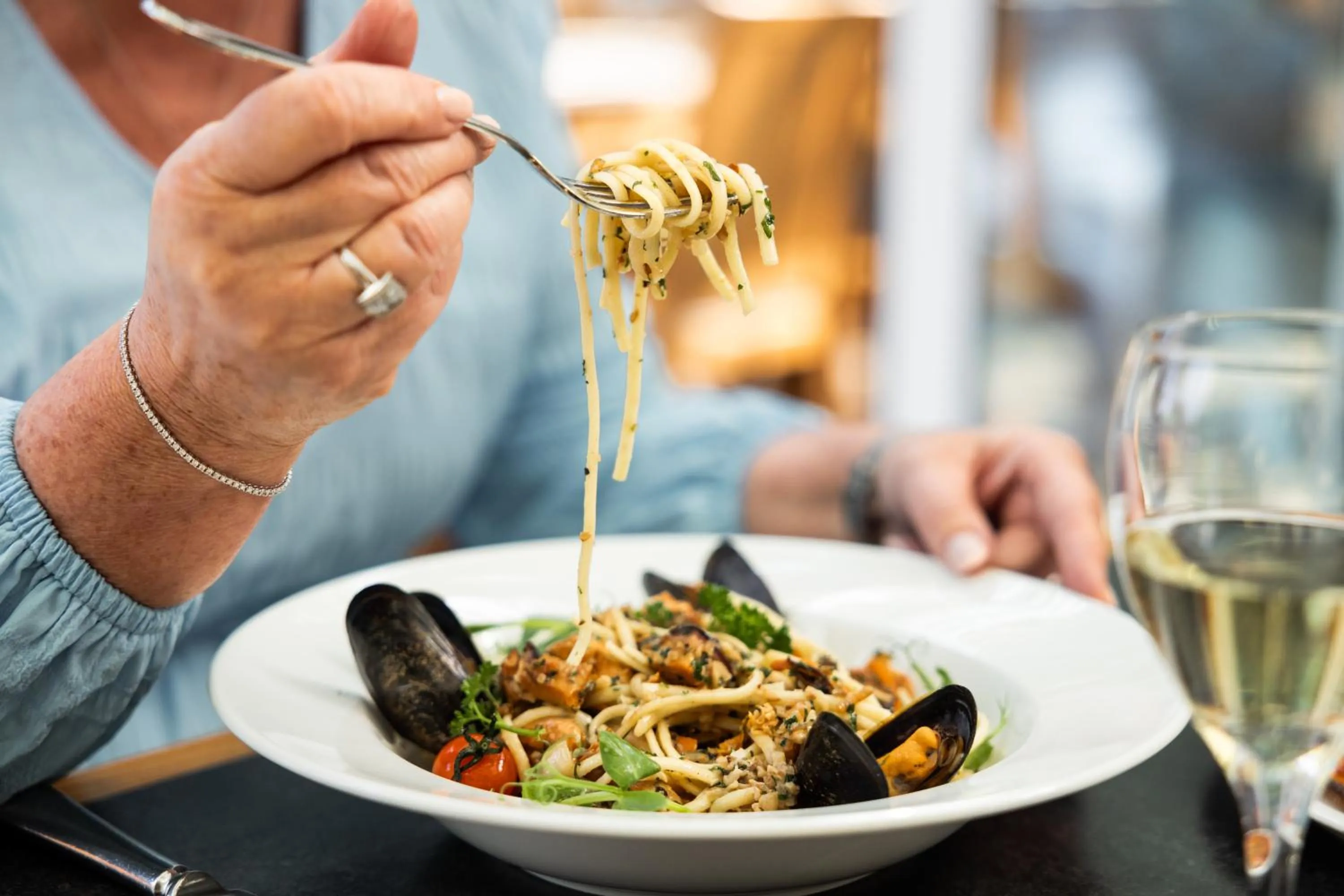 Food and drinks in Merton Hotel