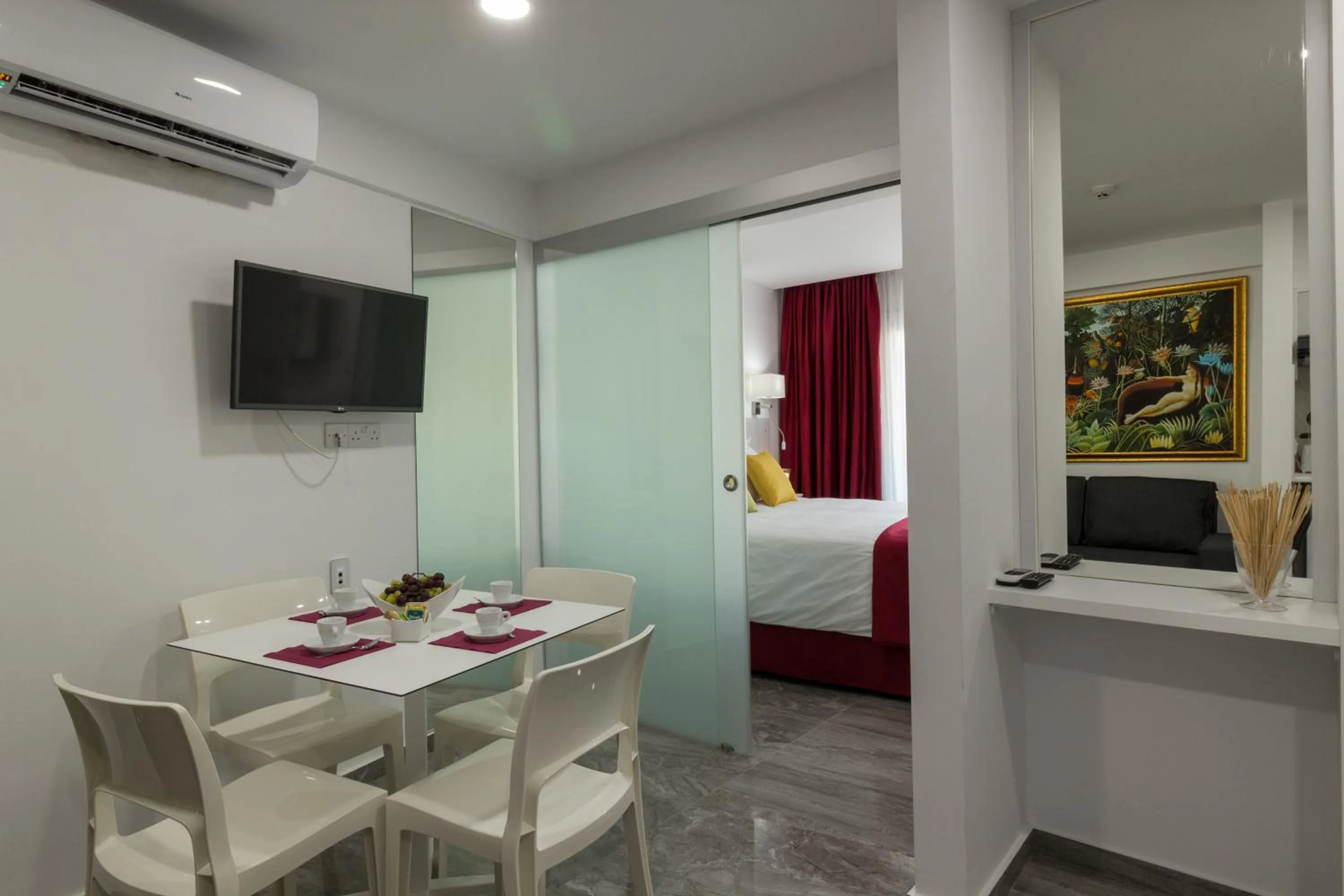 Dining area in Art & Wine Boutique Hotel