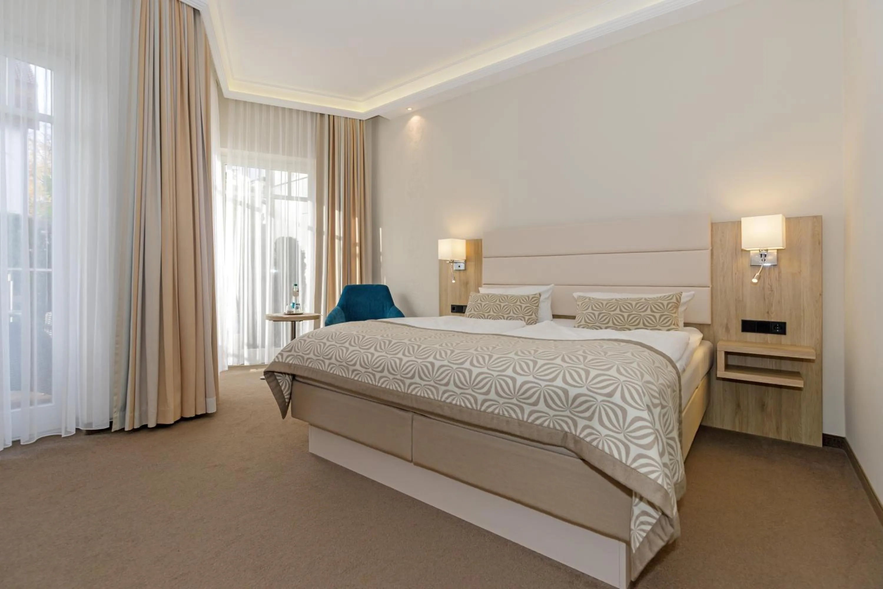 Photo of the whole room, Bed in HOTEL am STRAND