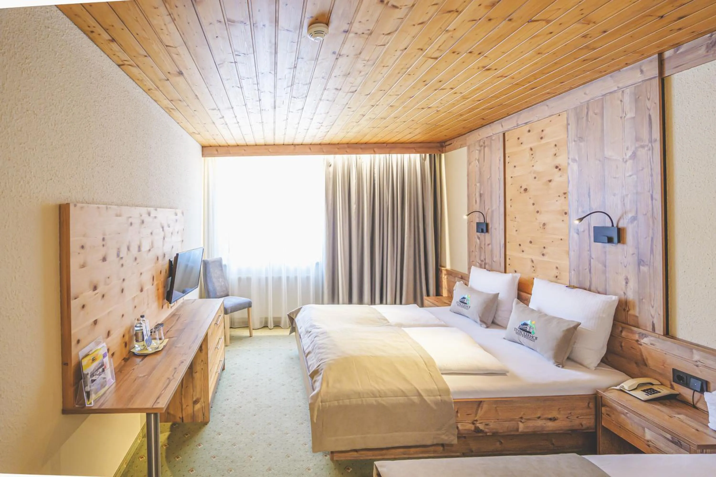 Photo of the whole room, Bed in Hotel Styrolerhof