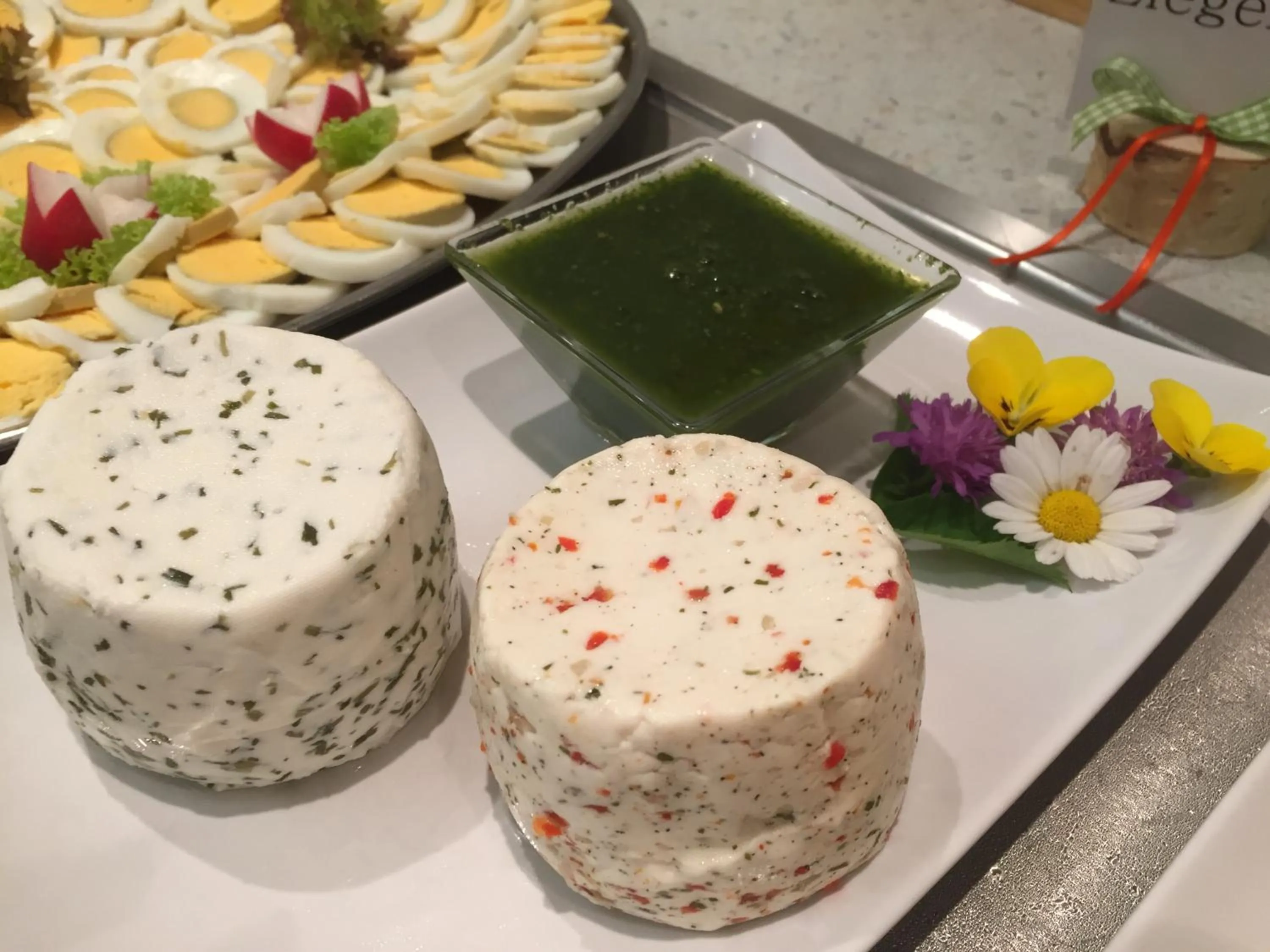 Buffet breakfast in Hotel Styrolerhof