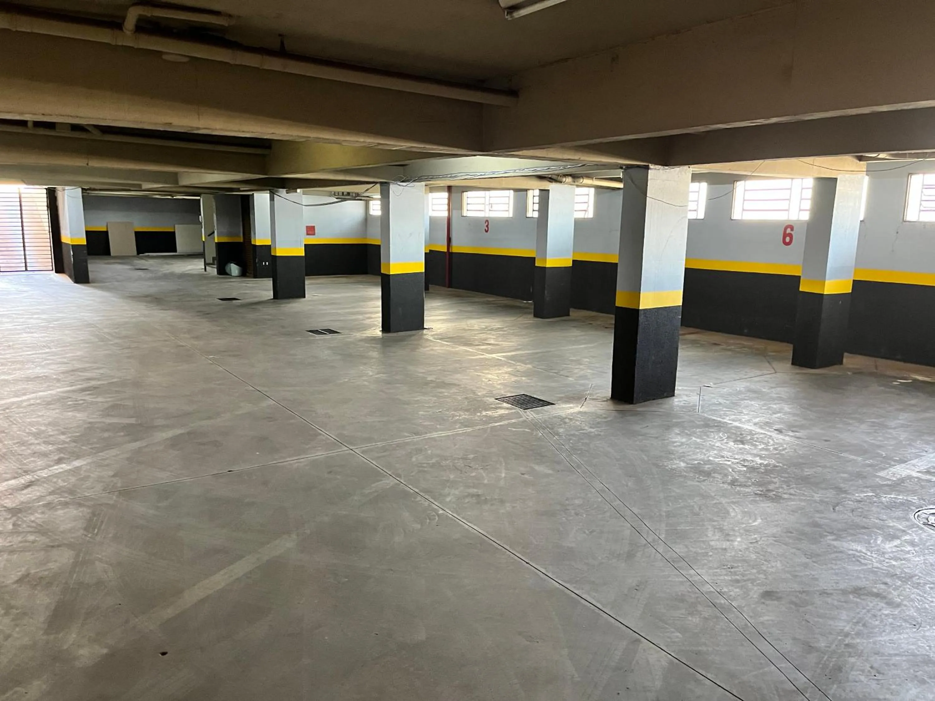 Parking in Hotel Viena