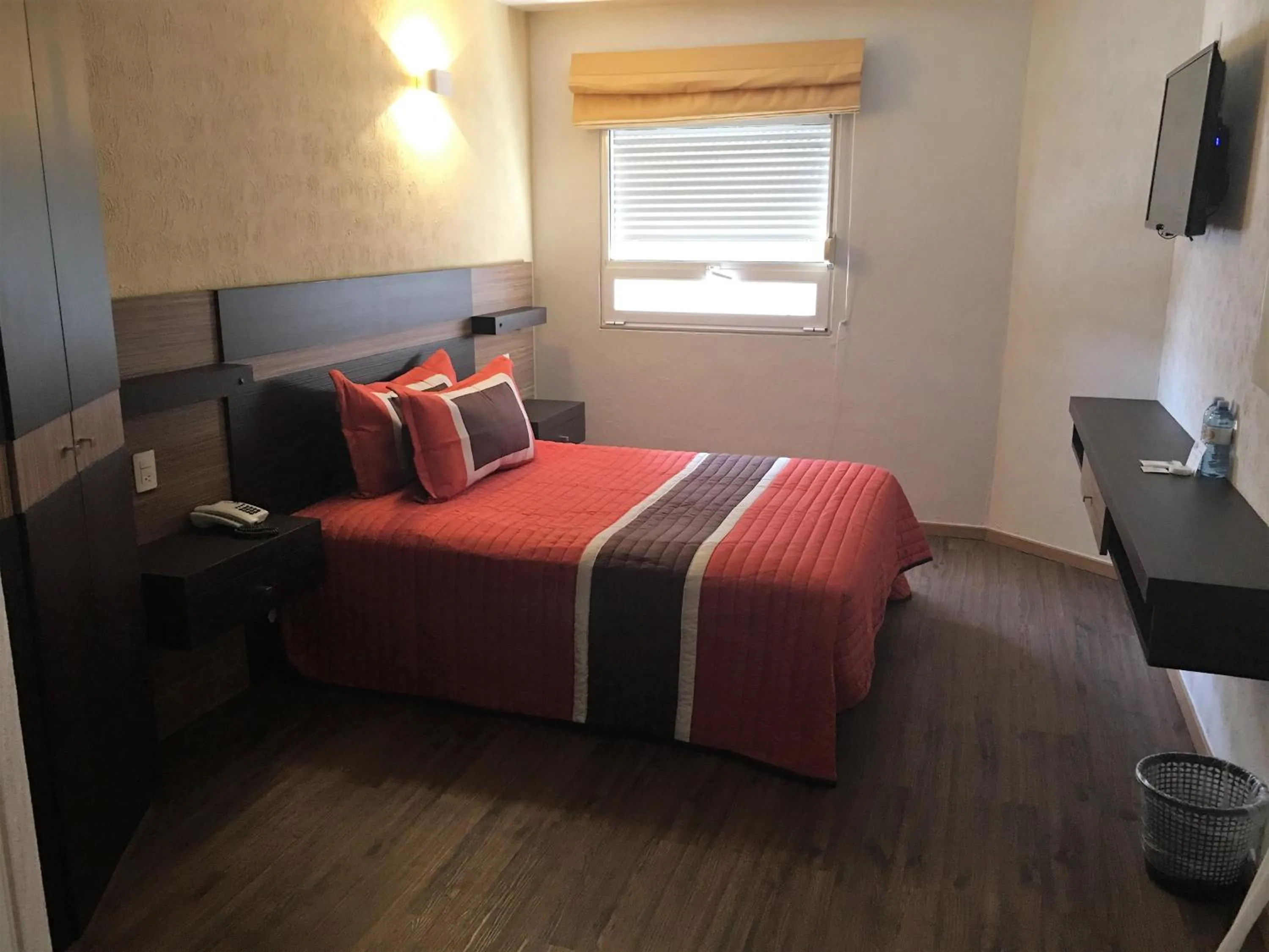 Bed in Ibeurohotel Guadalajara Expo