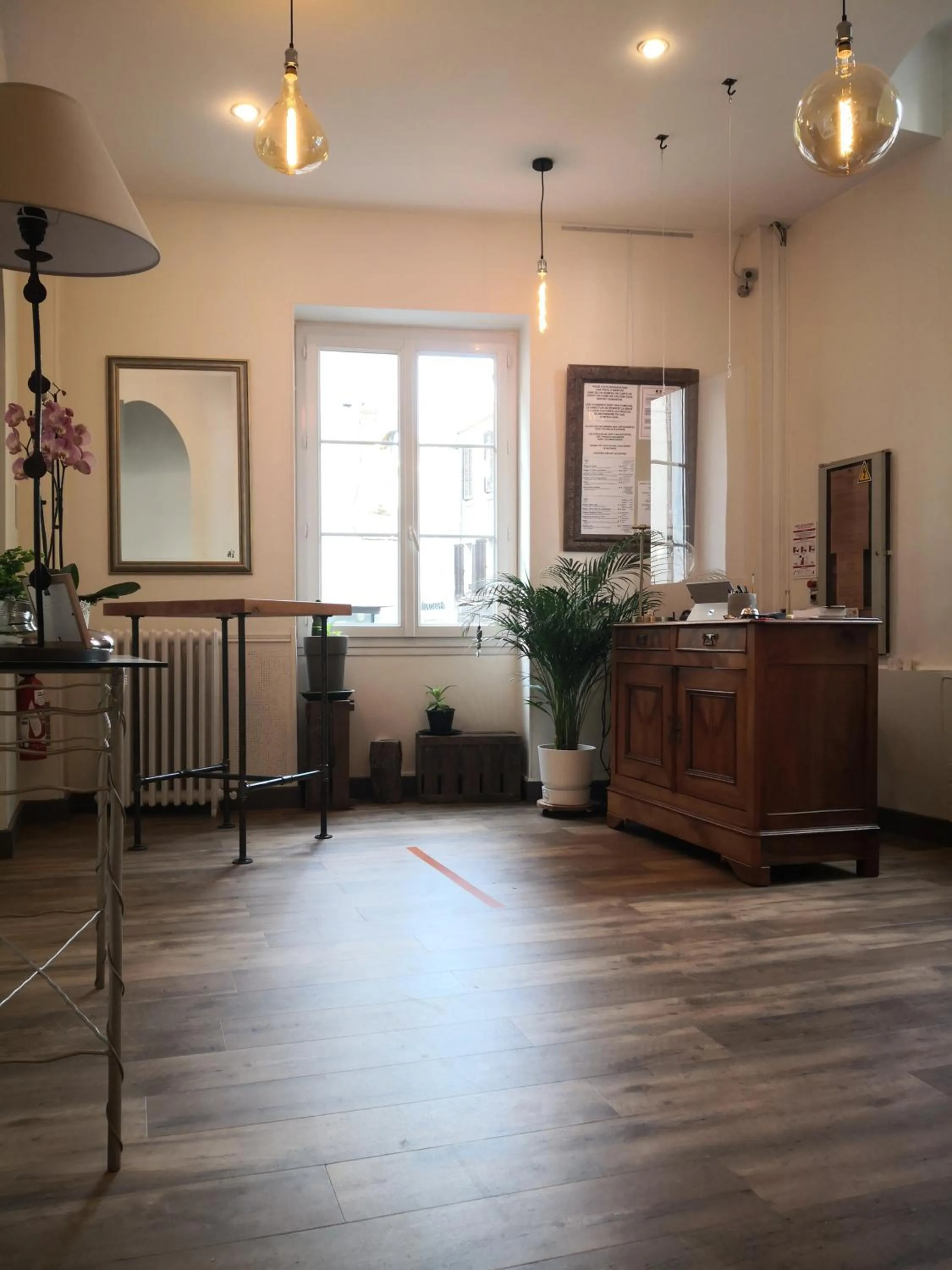 Day in Grand Hôtel De La Poste