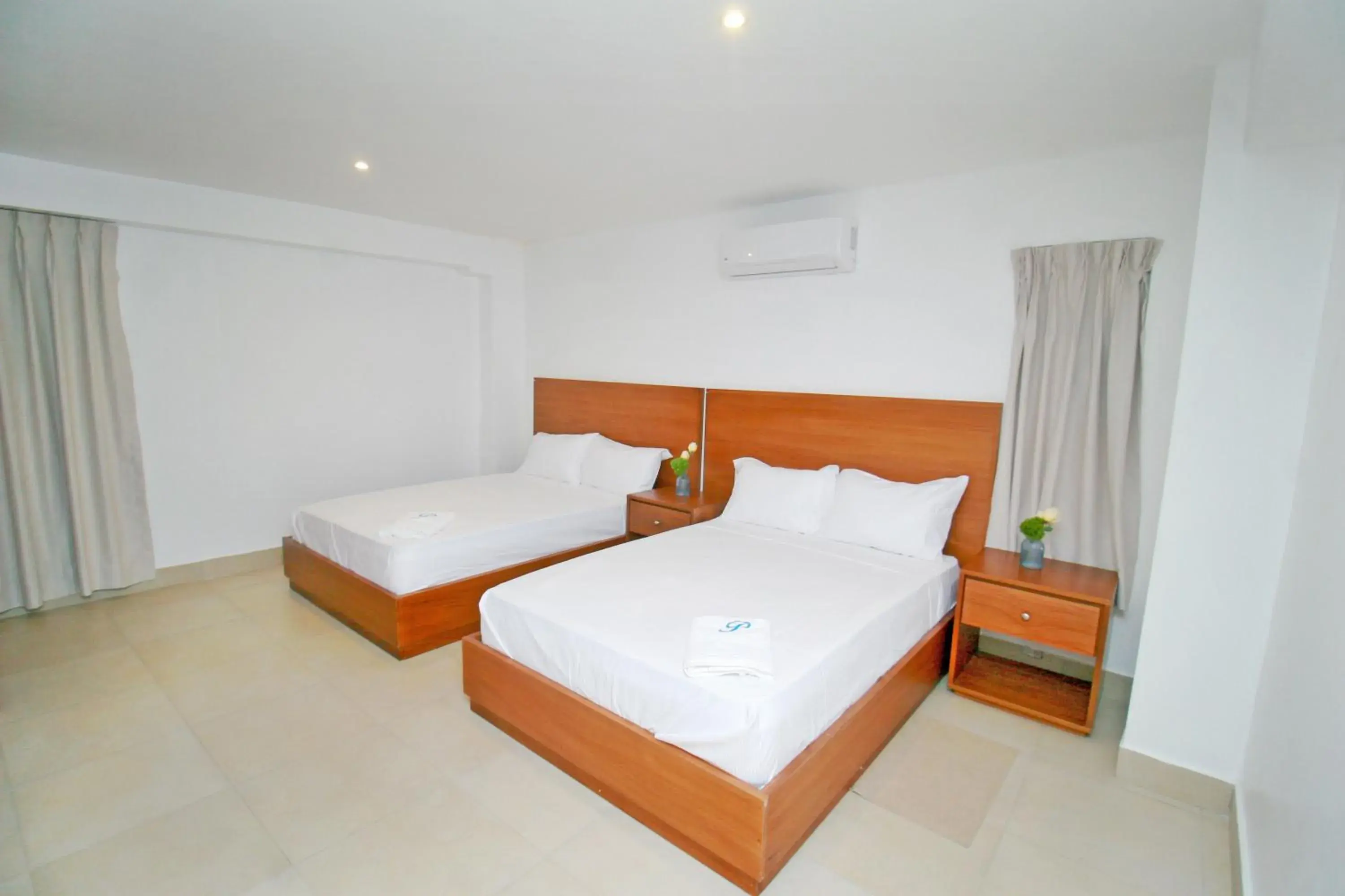 Standard Twin Room - single occupancy in Palmetto Hotel Standard Twin Room - single occupancy in Palmetto Hotel