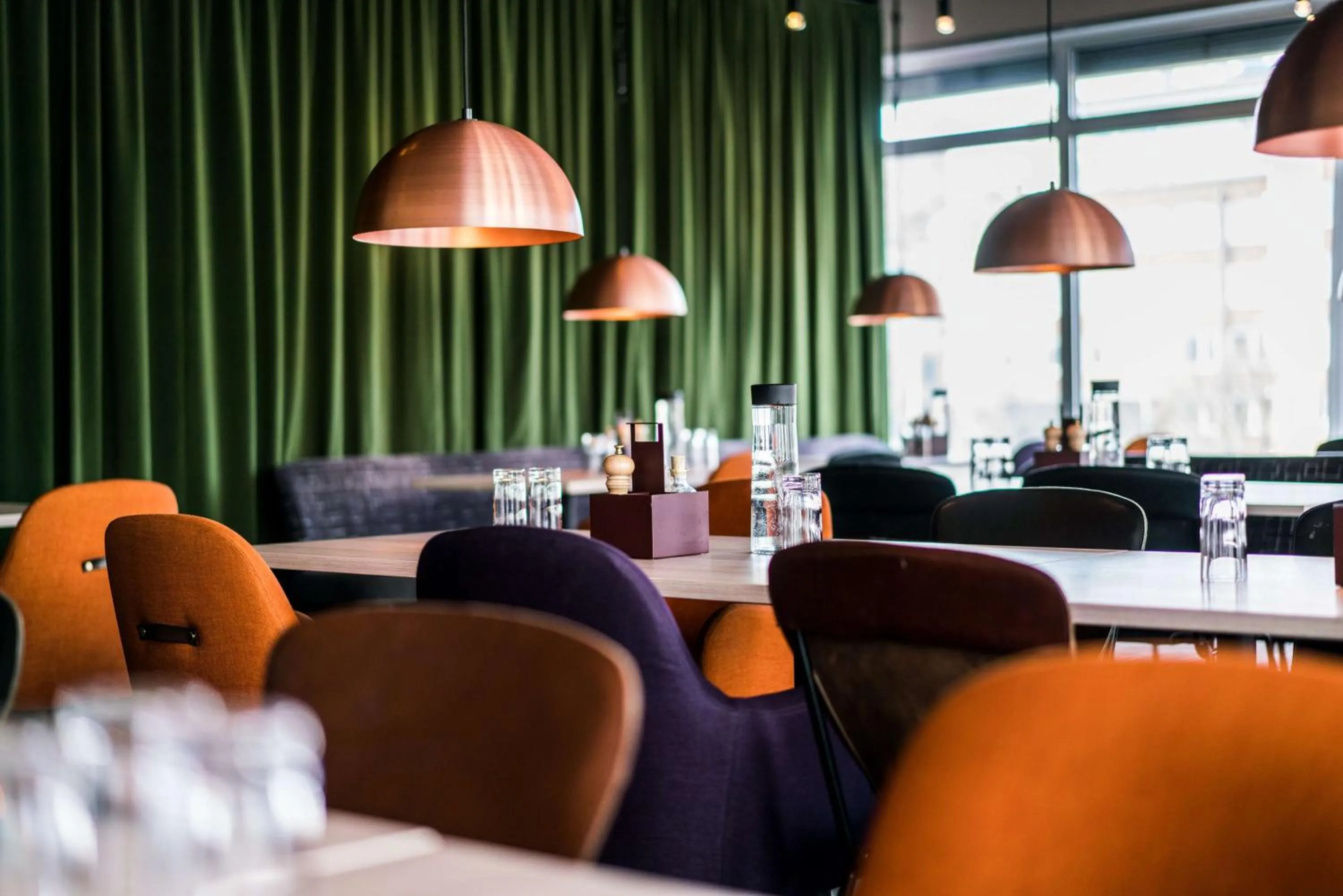 Restaurant/places to eat in Scandic Järva Krog