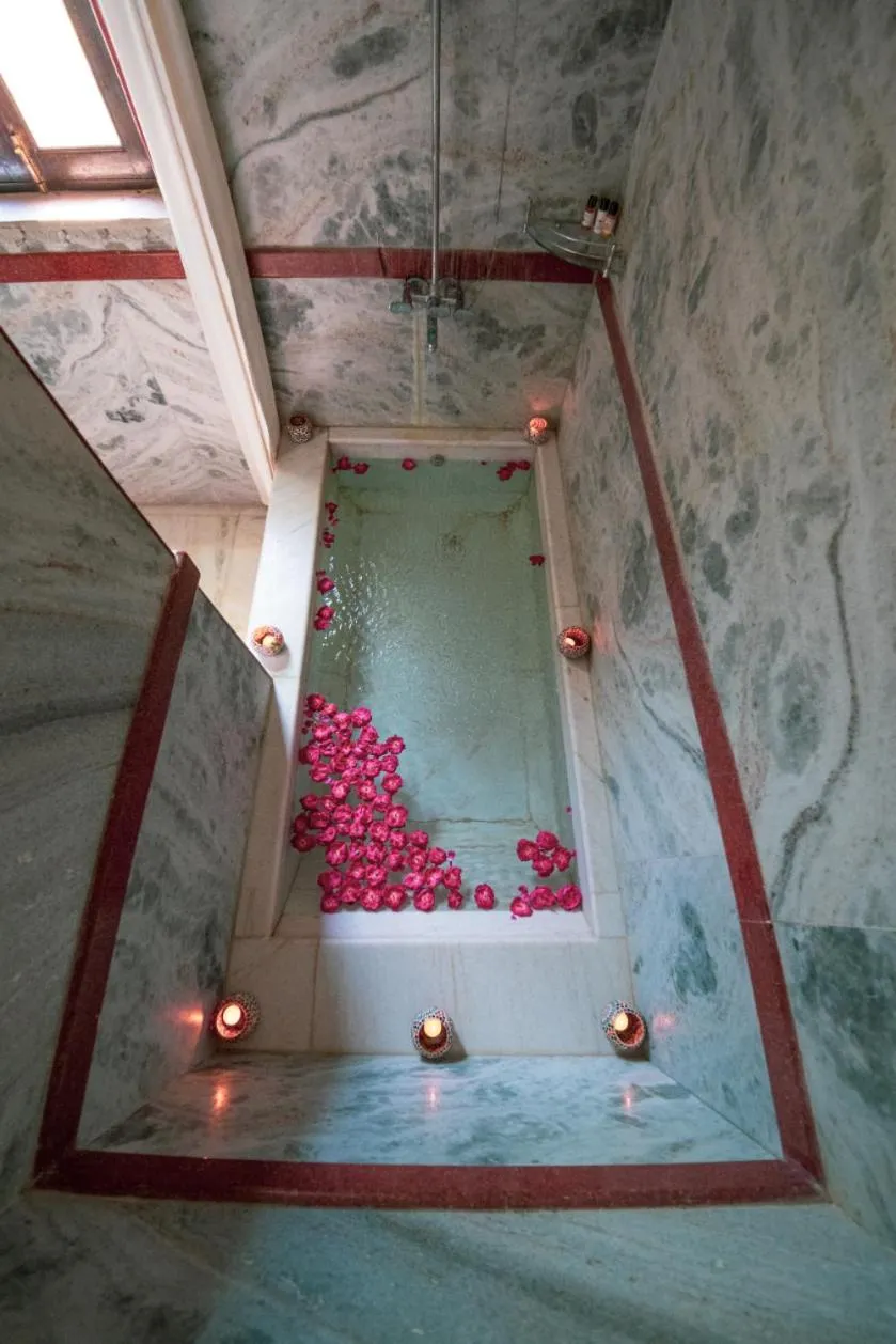 Bath in Ranakpur Safari Resort