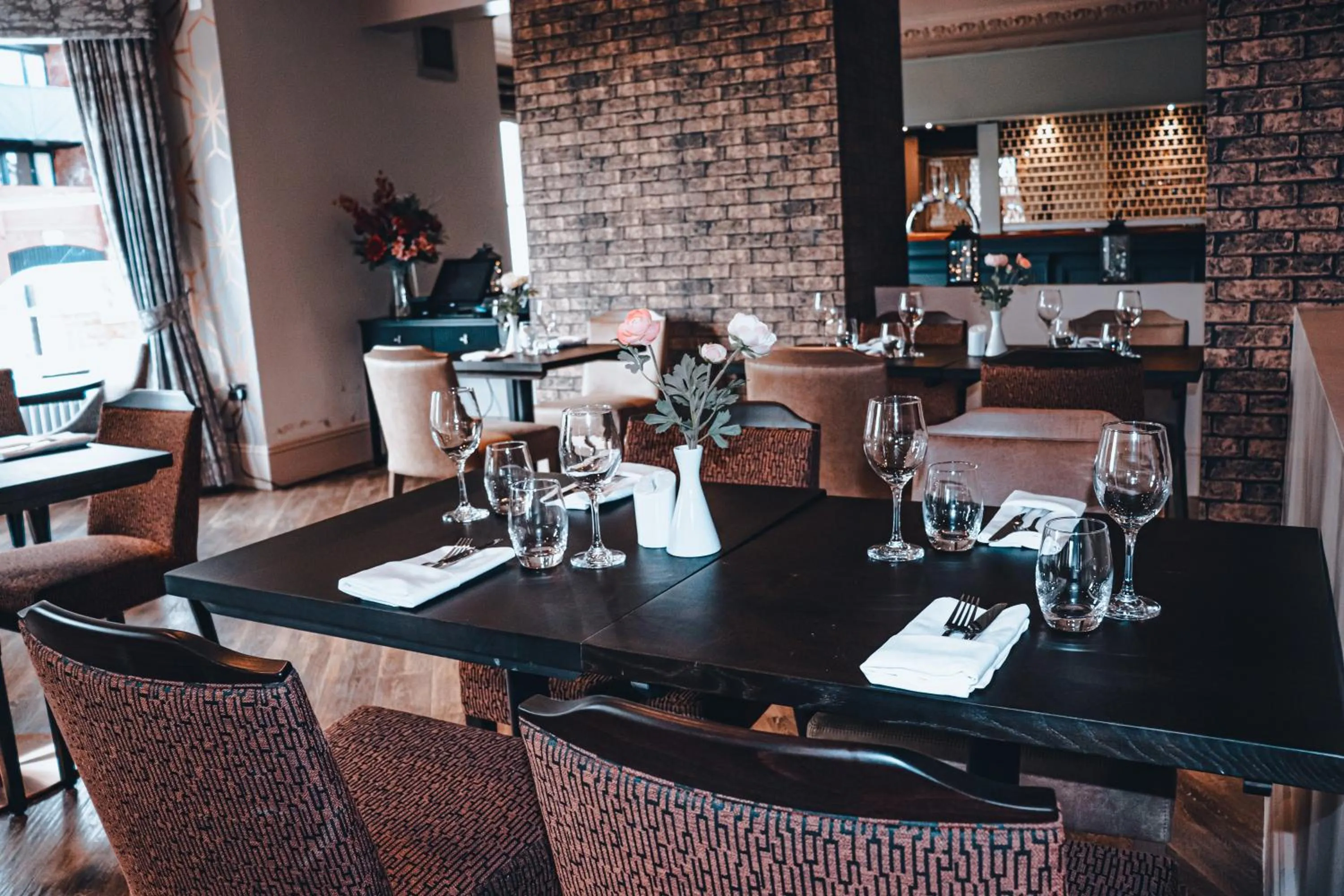 Restaurant/places to eat in Thames Riviera Hotel, Sure Hotel Collection by Best Western