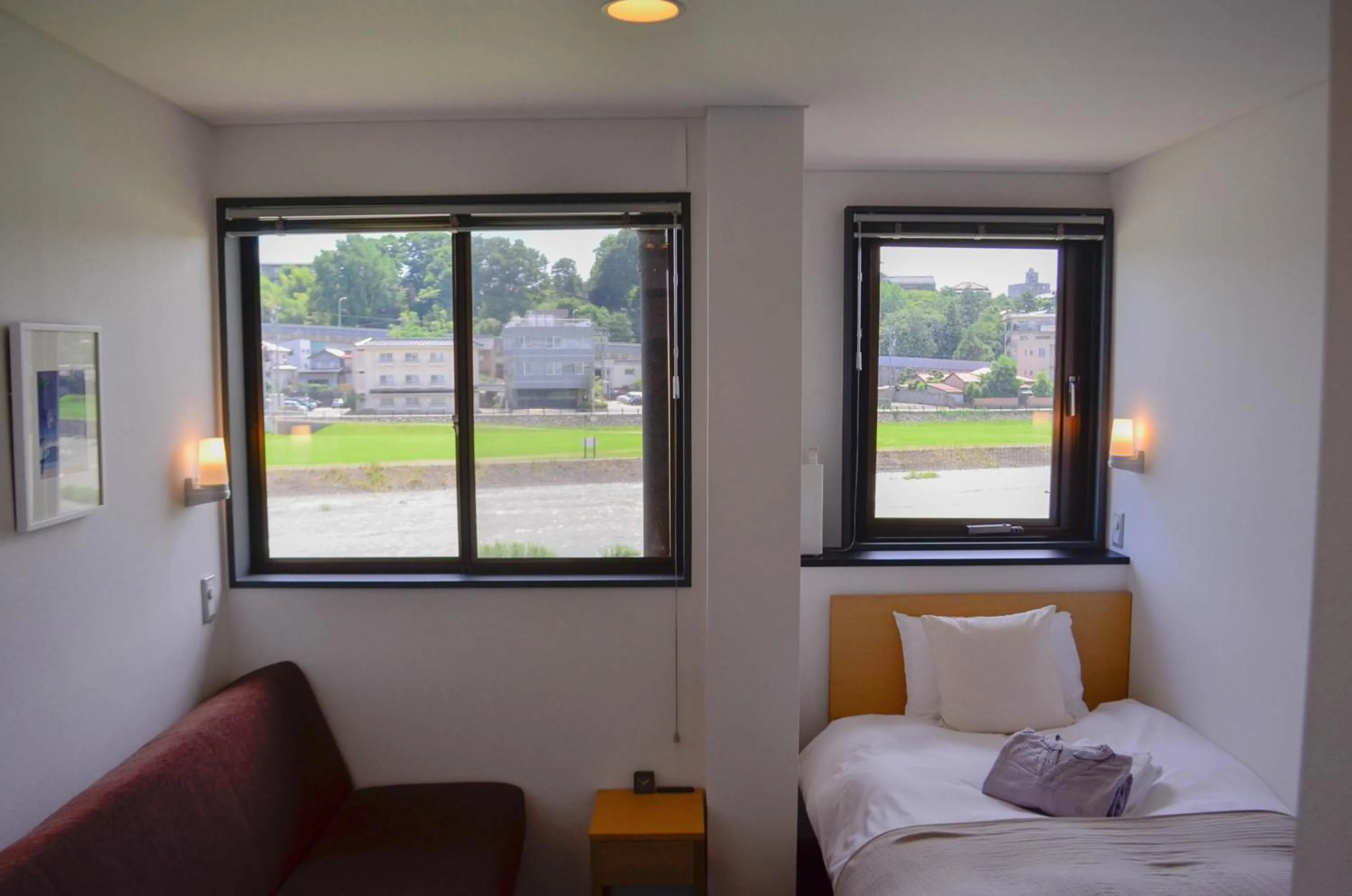 Bedroom, Bed in sararaso