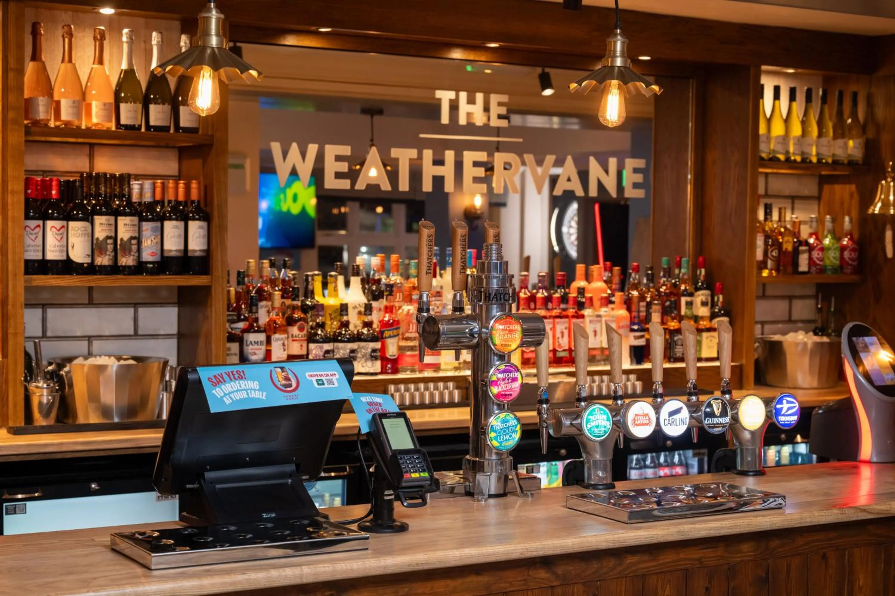 Restaurant/places to eat in Weathervane Hotel by Greene King Inns