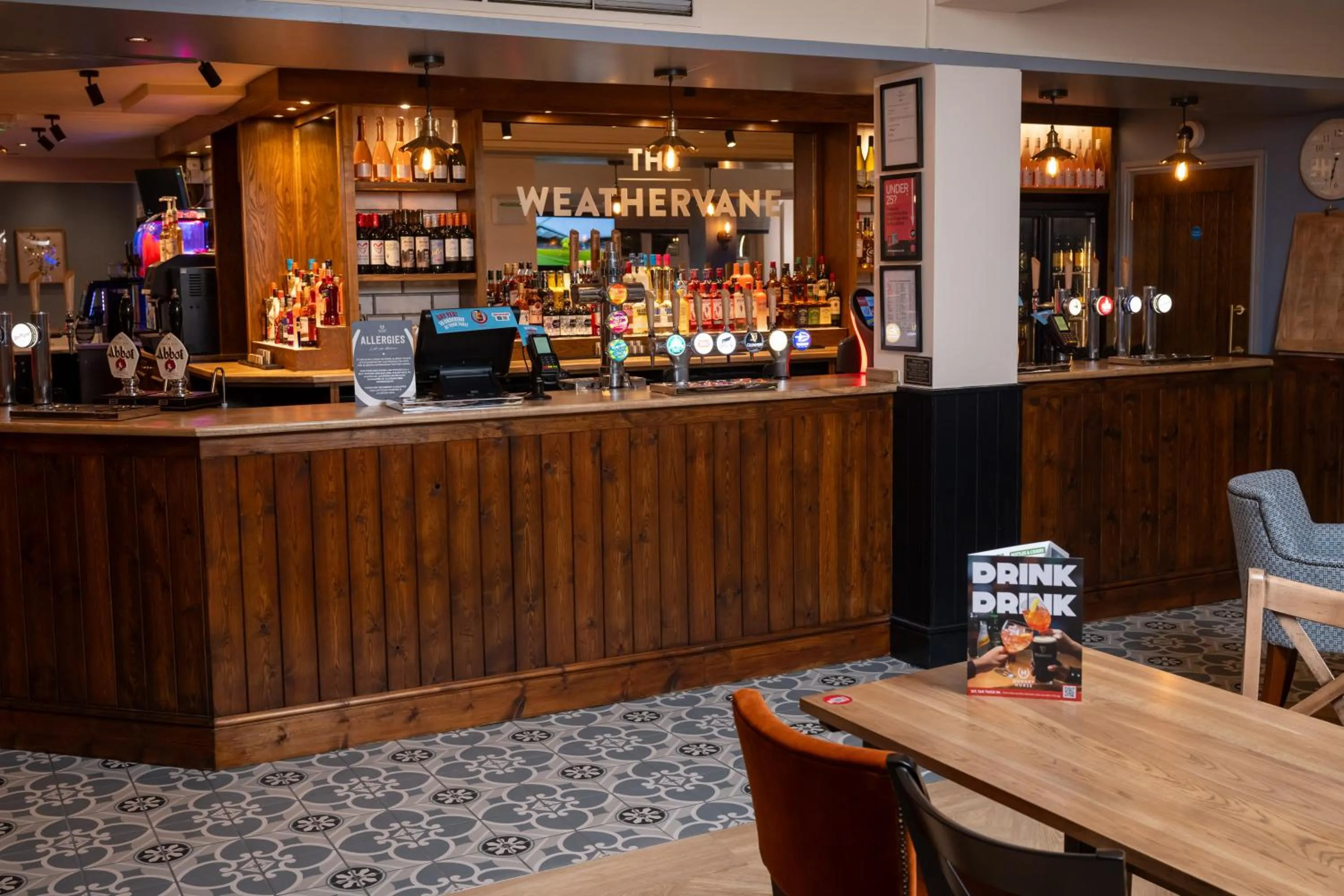 Restaurant/places to eat in Weathervane Hotel by Greene King Inns