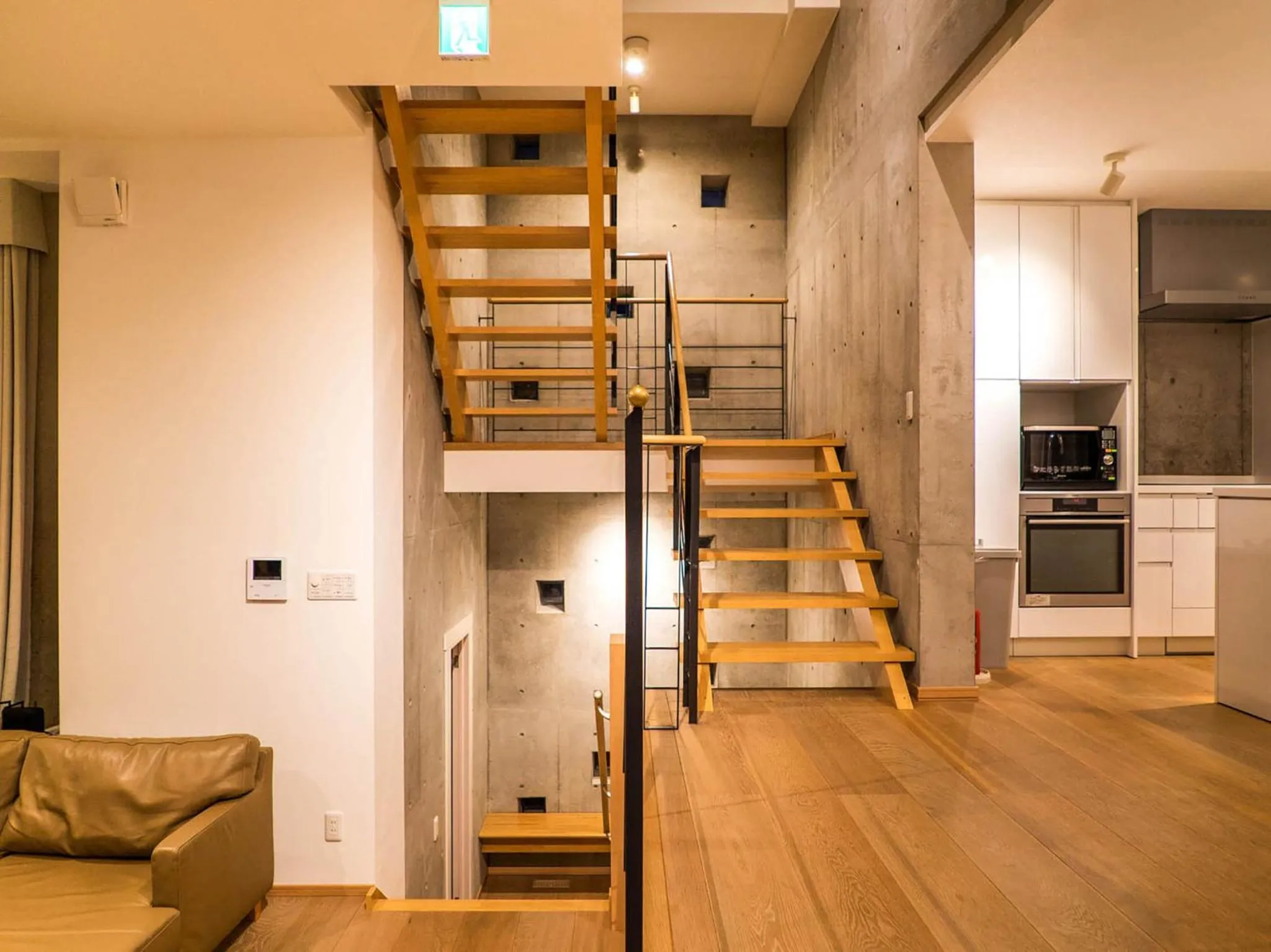 Kitchen or kitchenette in Mizunara Chalet