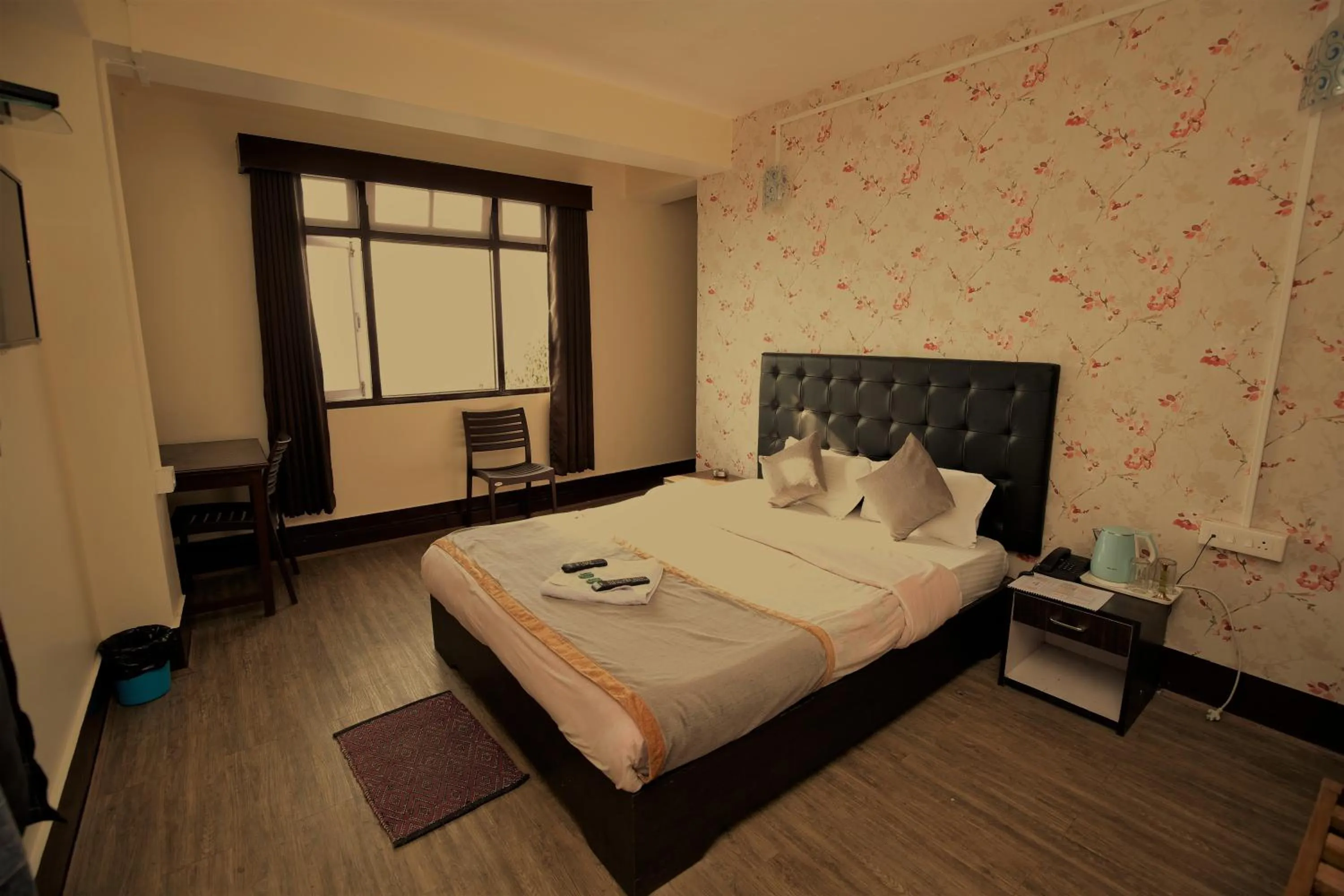 Bedroom, Bed in The Griffon's Nest