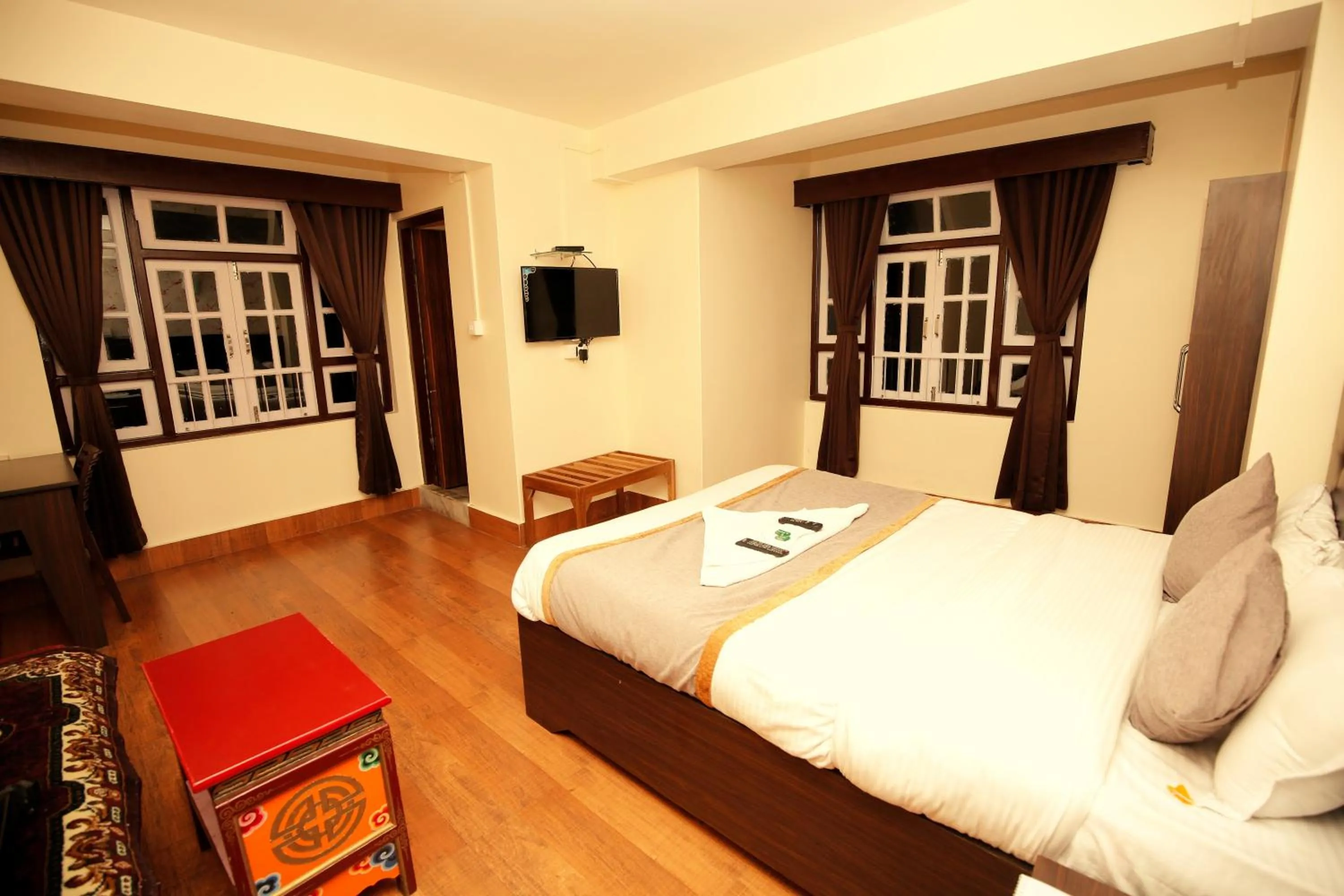 Bedroom, Bed in The Griffon's Nest