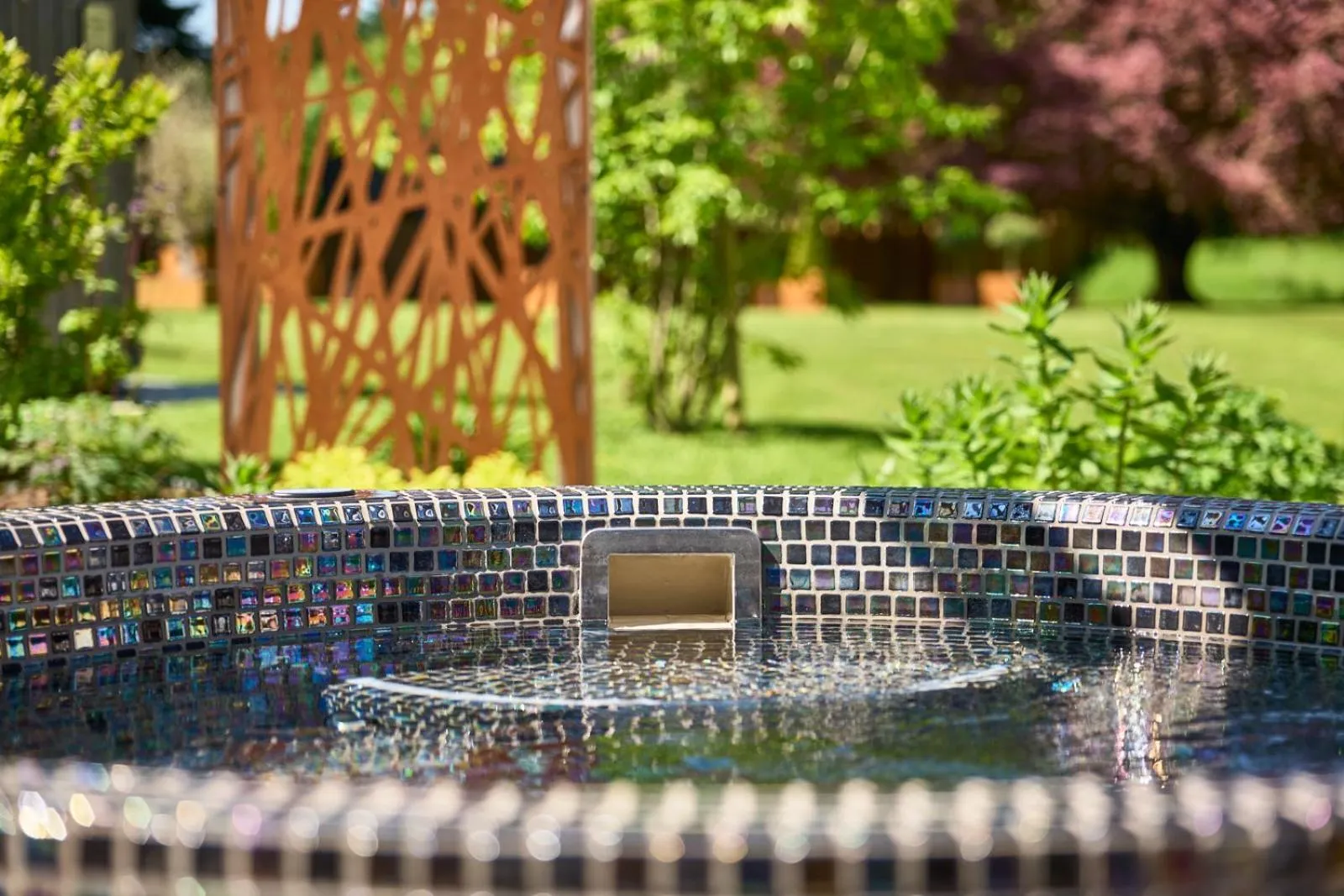 Hot Tub in Maison Zugno Hôtel & Spa