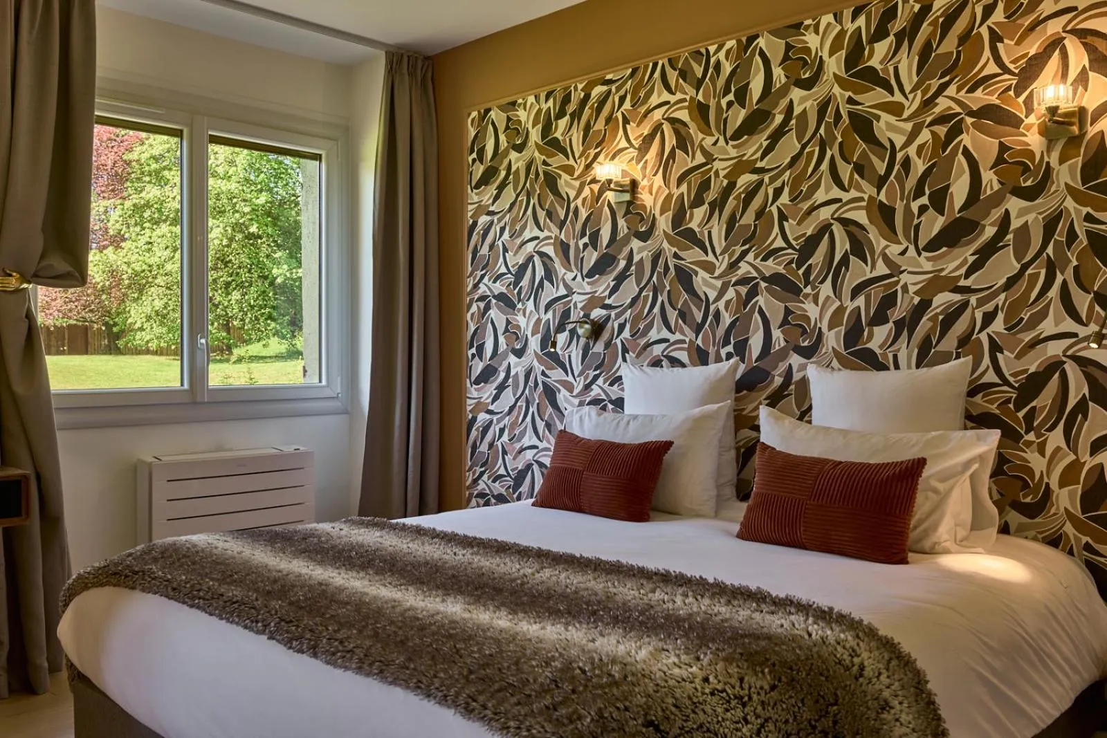 Bedroom, Bed in Maison Zugno Hôtel & Spa