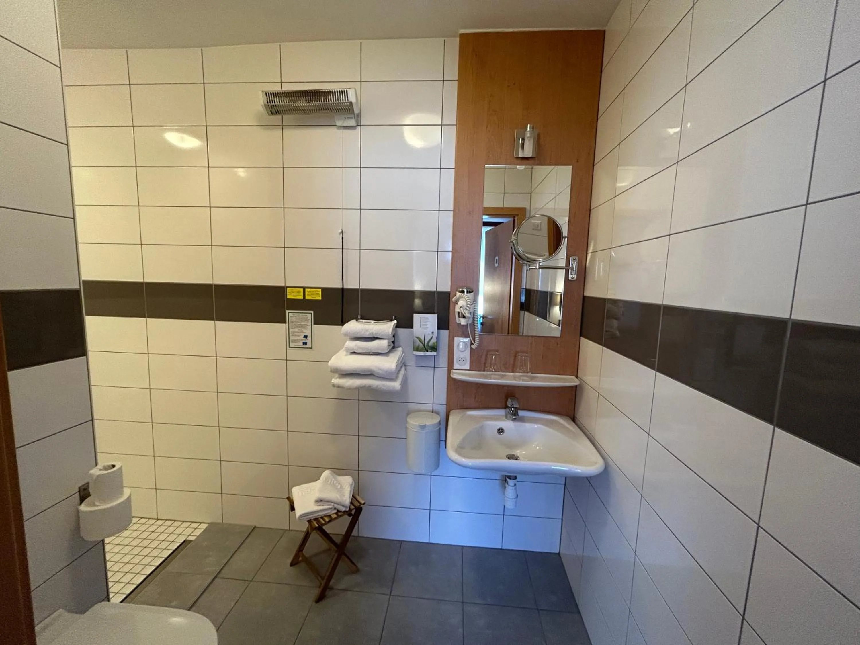 Bathroom in Auberge Des Mésanges