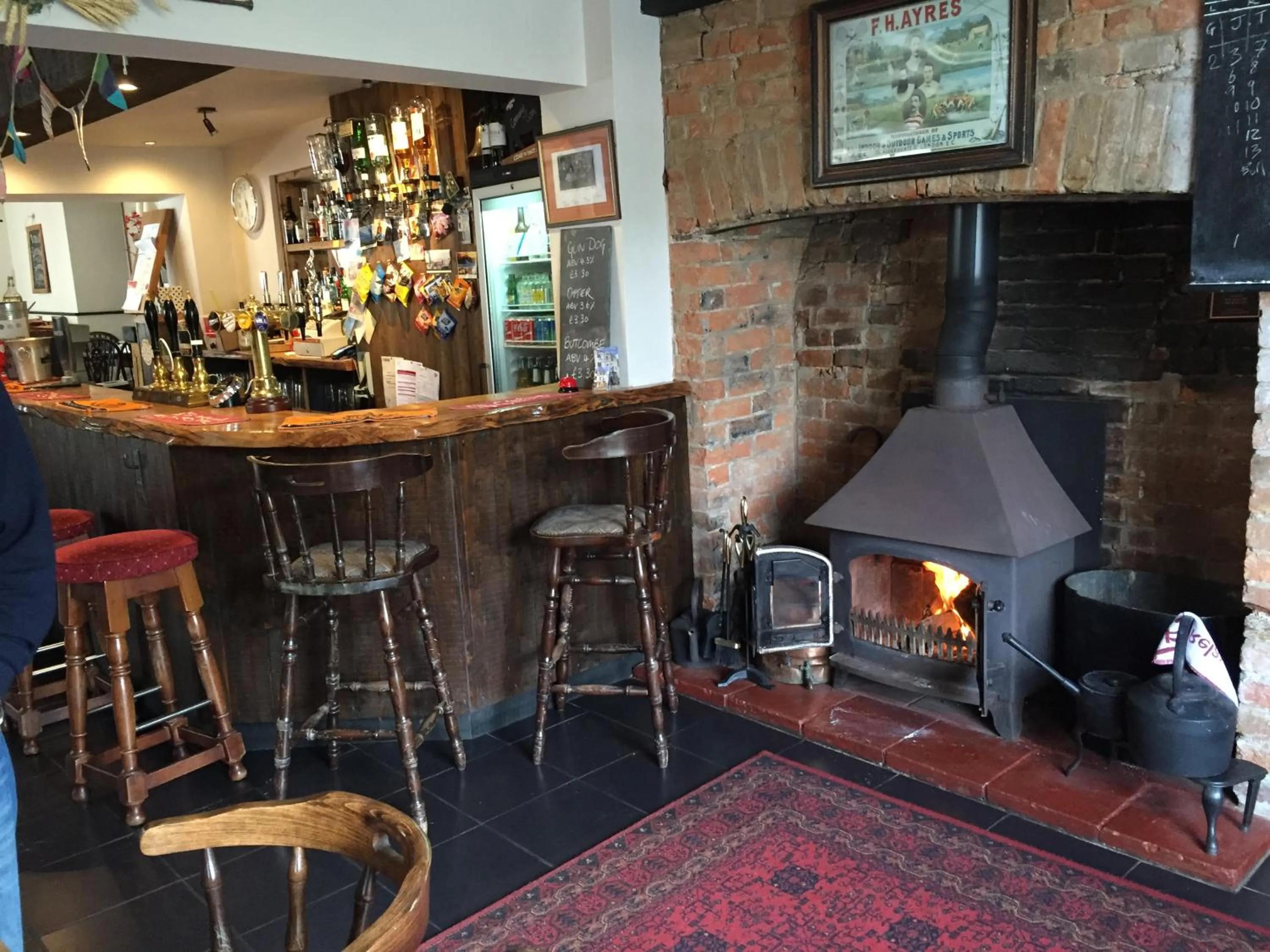 Lounge or bar in Red Lion Inn