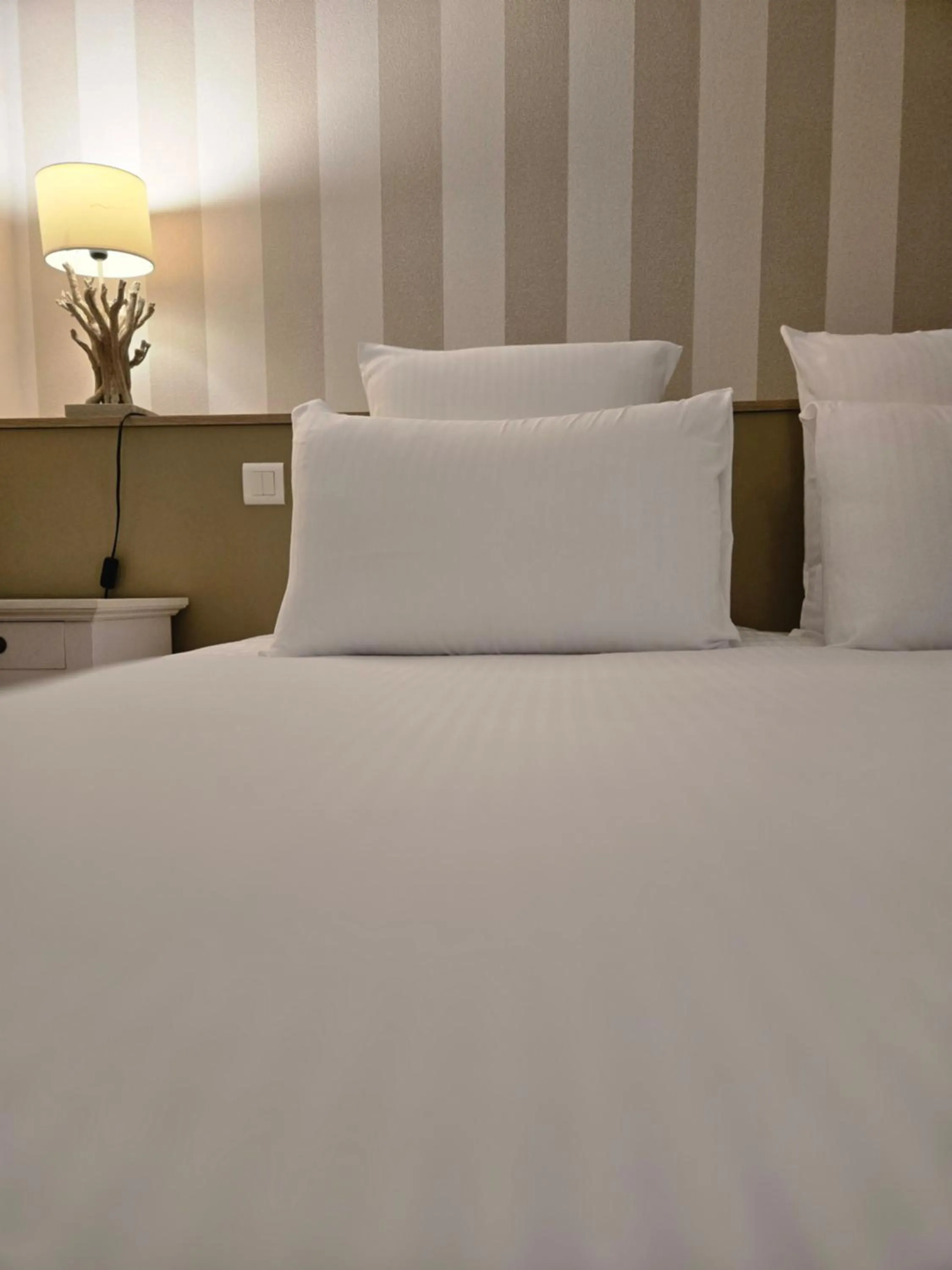 Bed in CÉRÈS - Boutique-Hôtel & Spa