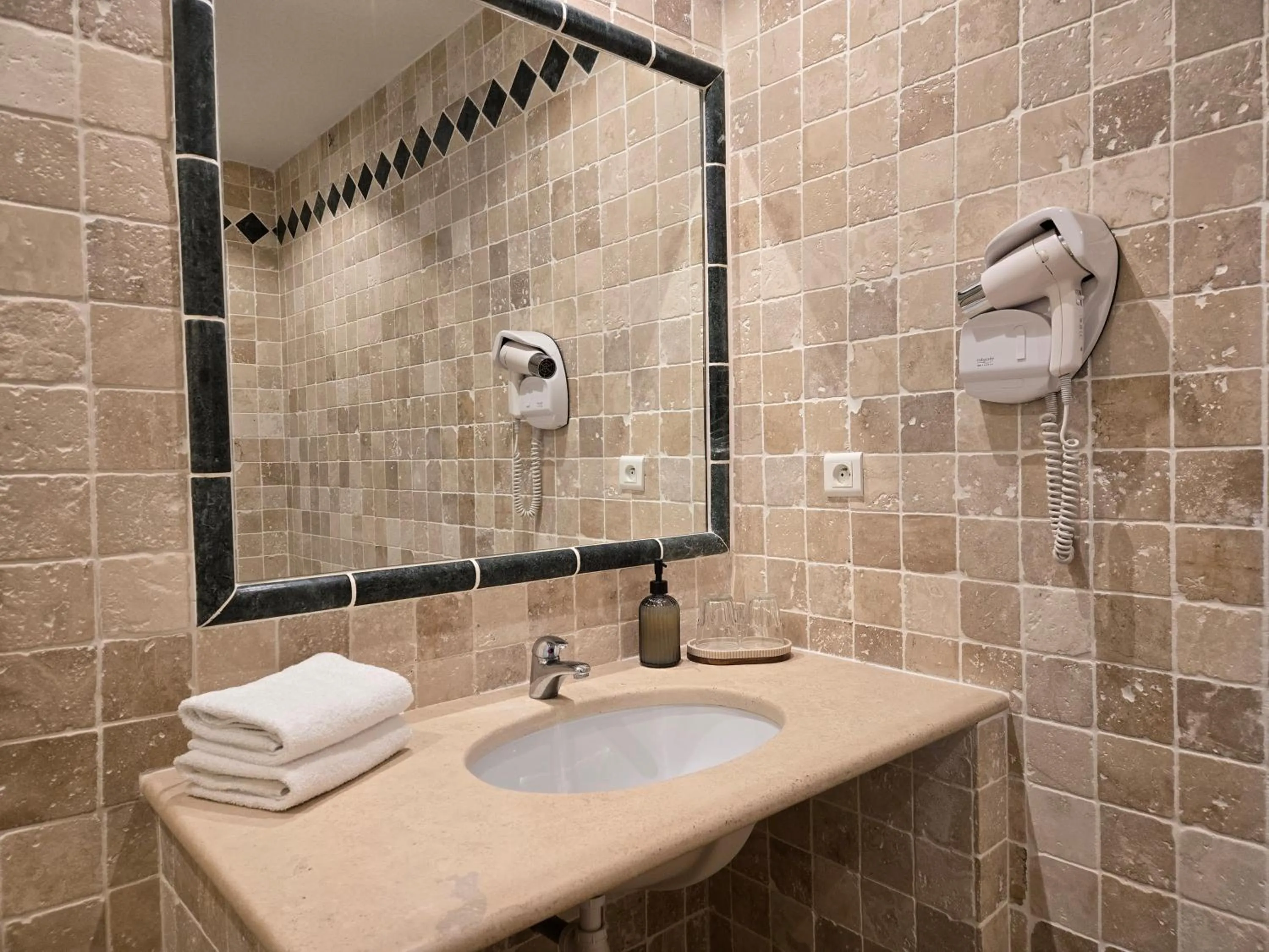 Bathroom in CÉRÈS - Boutique-Hôtel & Spa