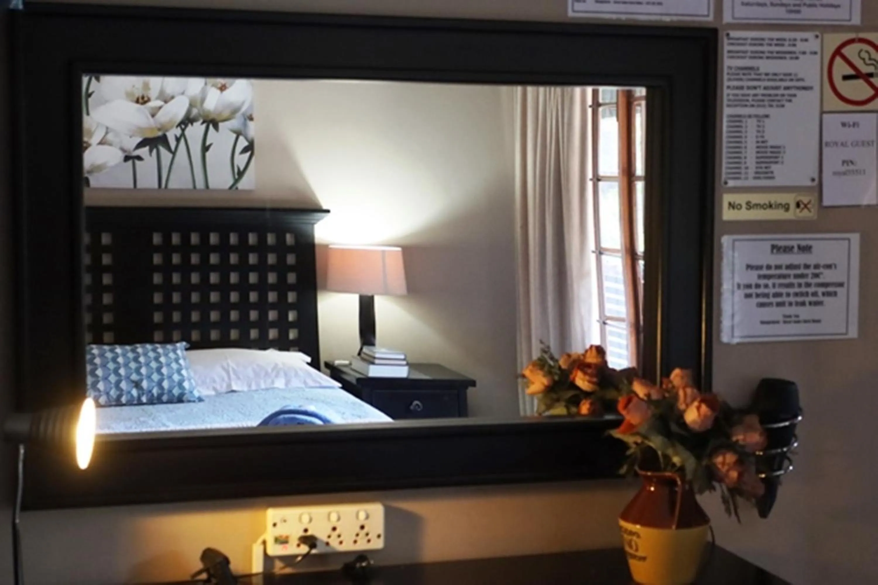 Bedroom, Bed in Royal Game Guest House