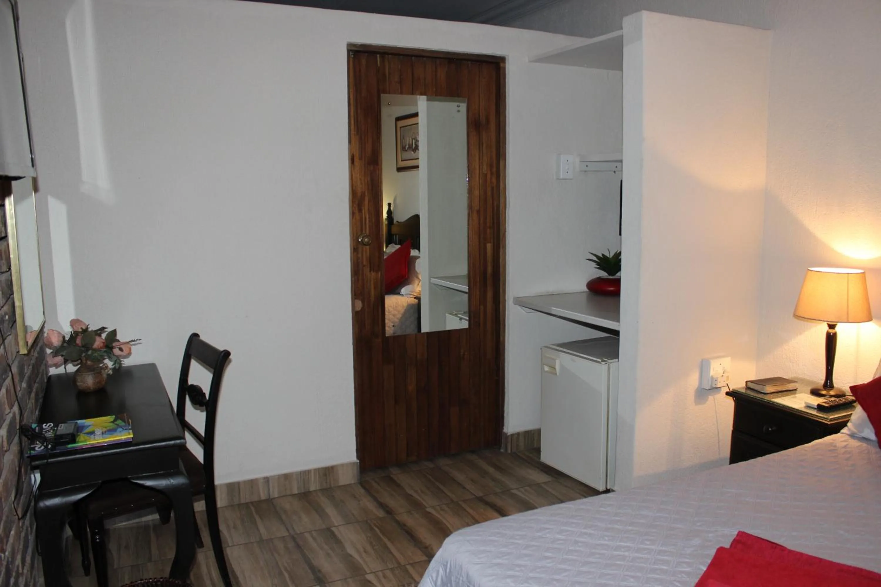 Bedroom, Bed in Royal Game Guest House