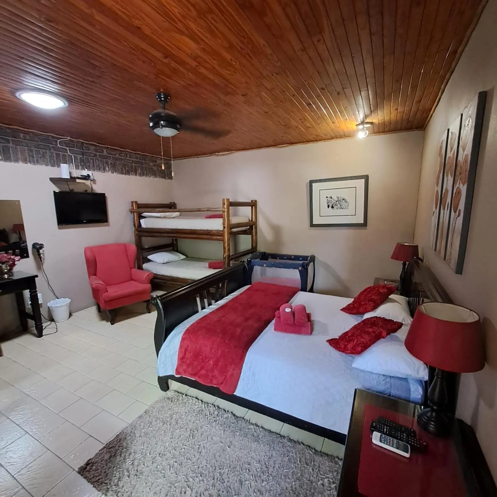 Family, Bed in Royal Game Guest House