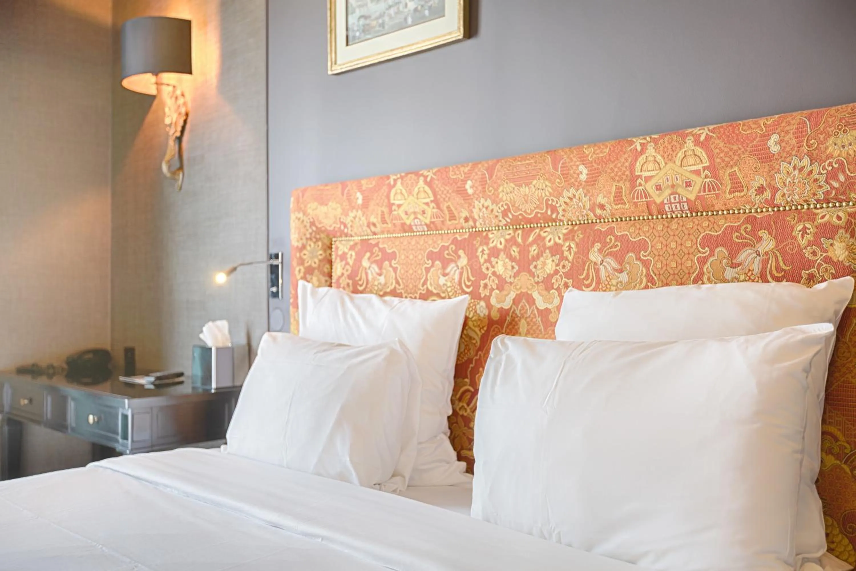 Bed in New Hotel République