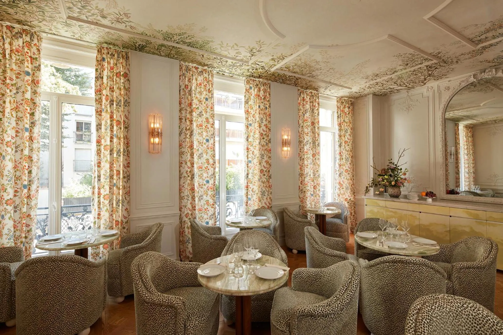 Restaurant/places to eat in Le 5 Particulier