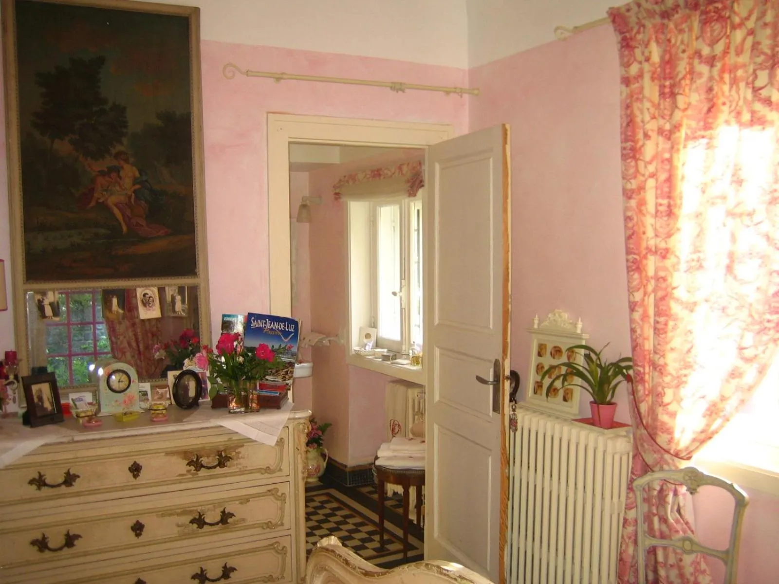 Bathroom in Villa La Croix Basque