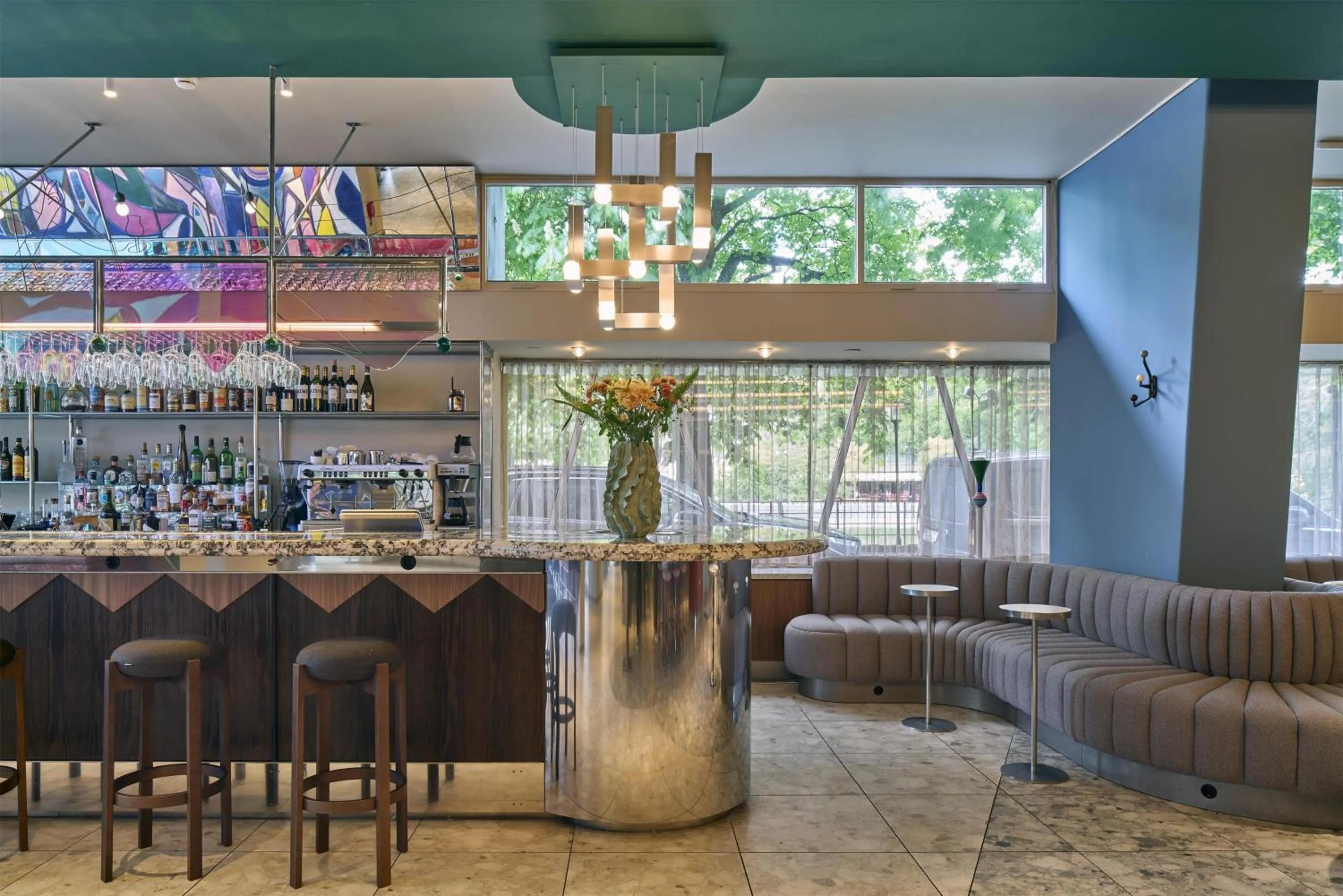 Restaurant/places to eat in Scandic Malmen