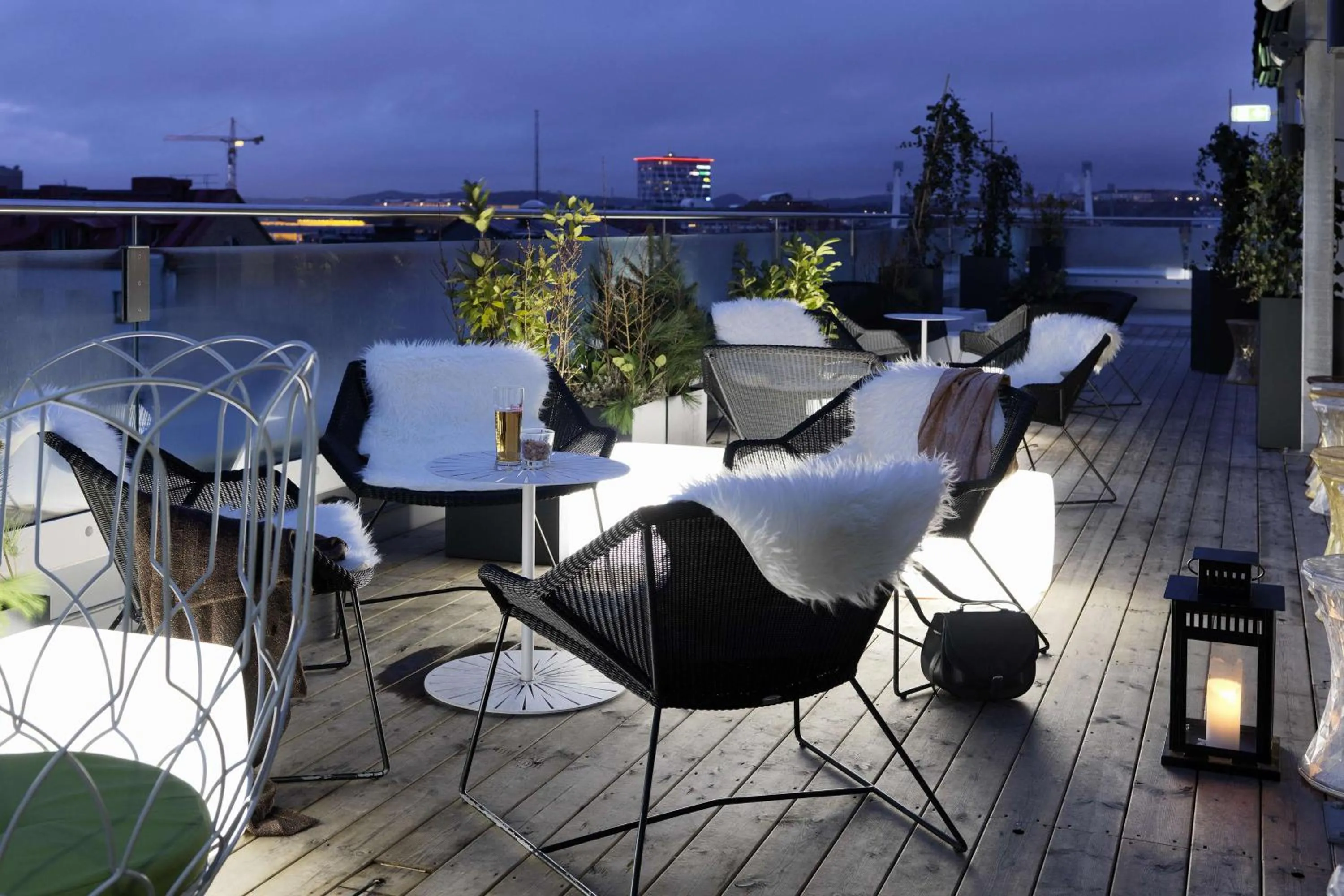 Lounge or bar in Scandic Rubinen