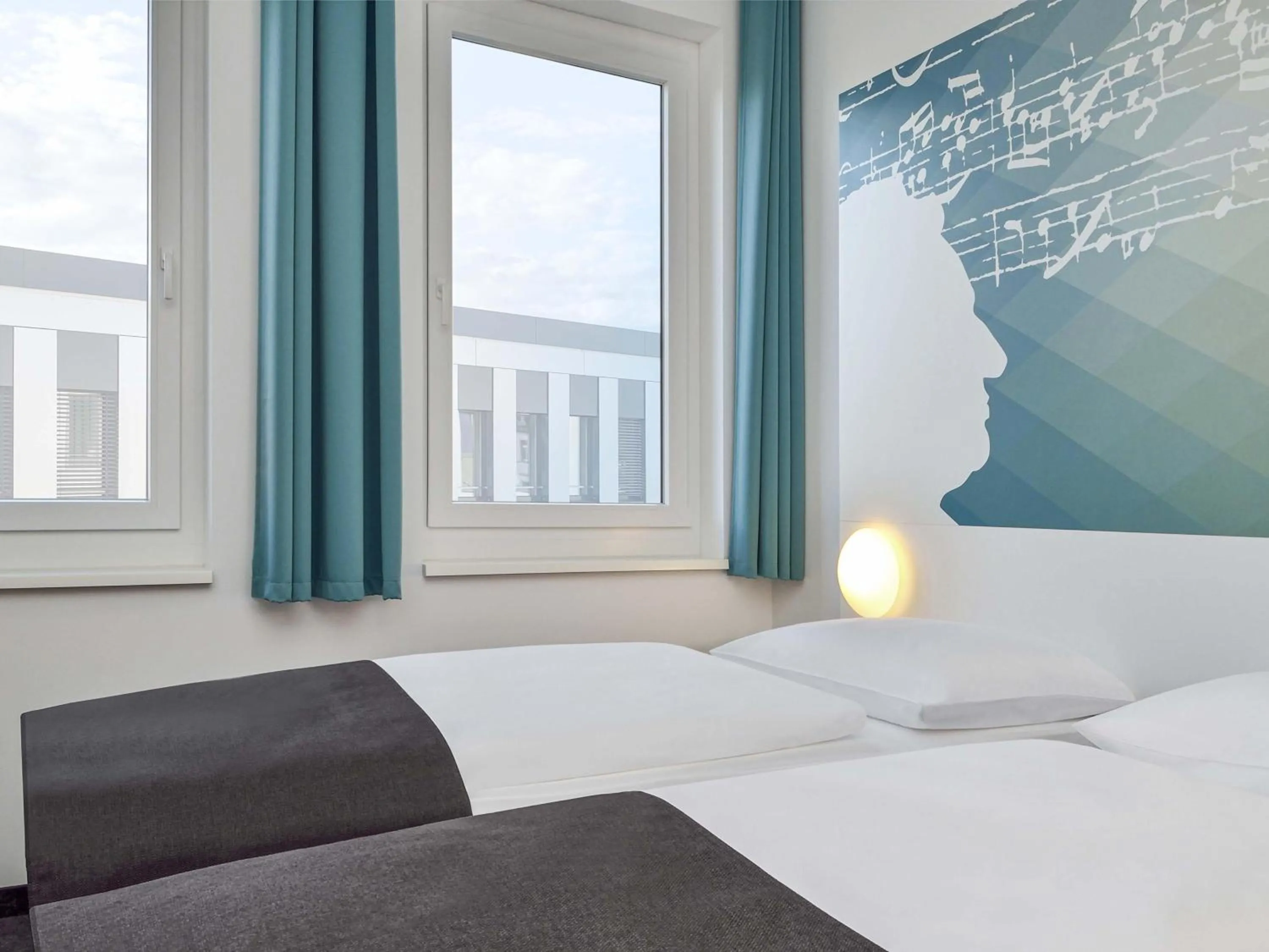 Bed in B&B Hotel Halle (Saale)