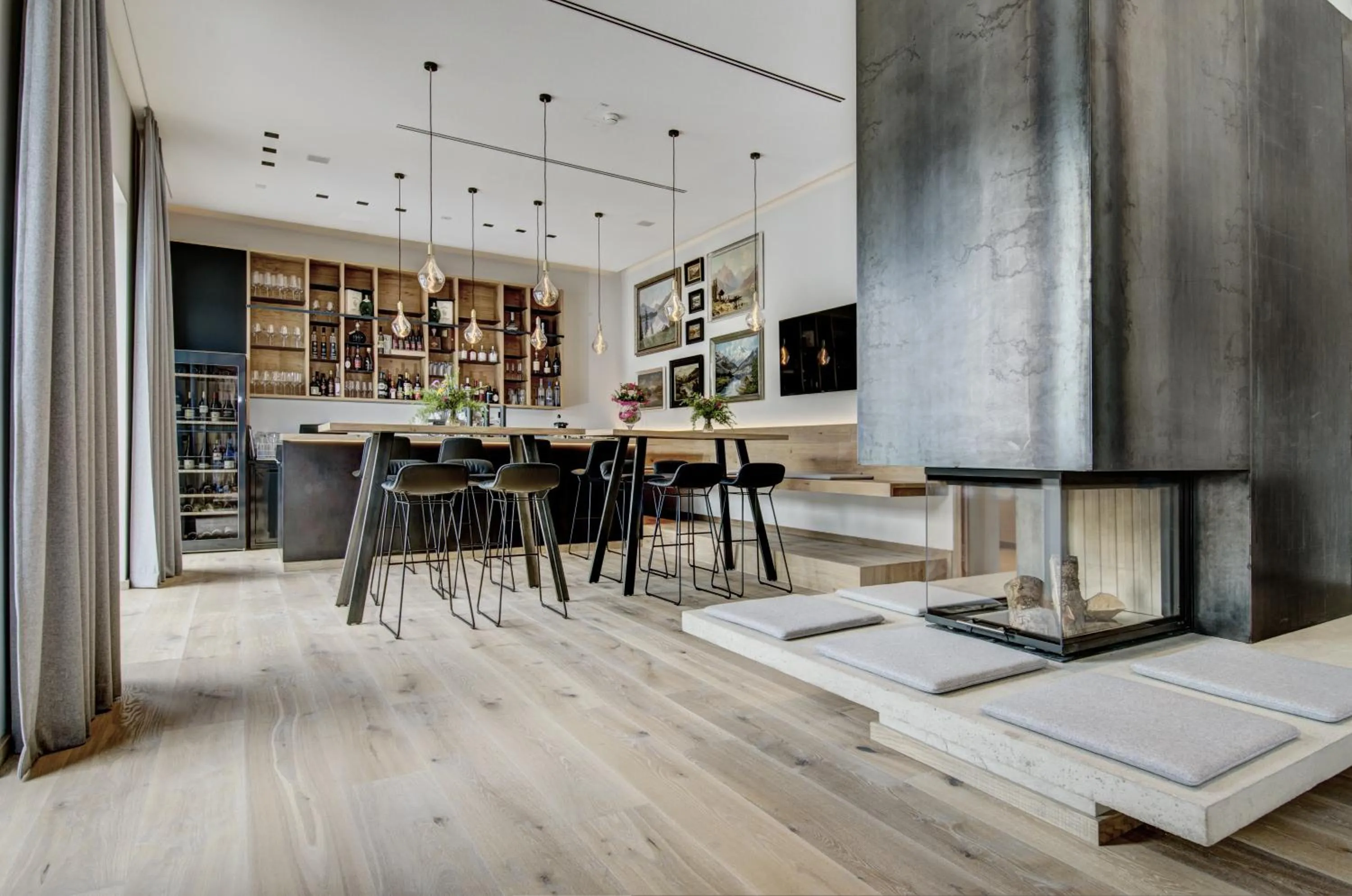 Restaurant/places to eat in Seehotel Bellevue