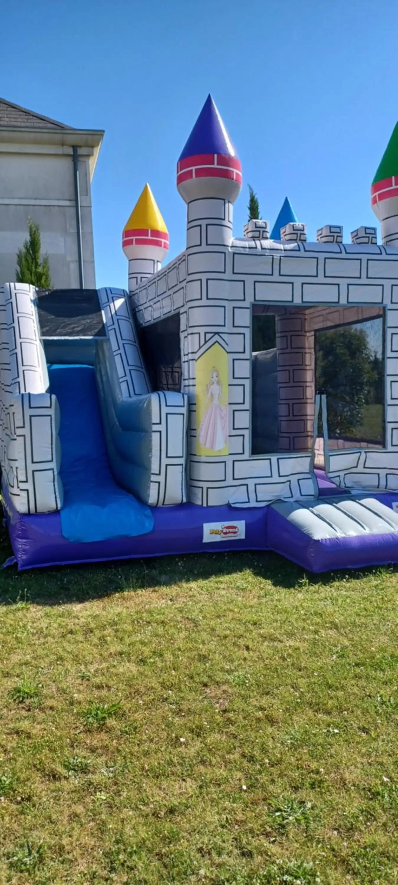 Property building in Résidence Villa Bellagio Amboise by Popinns