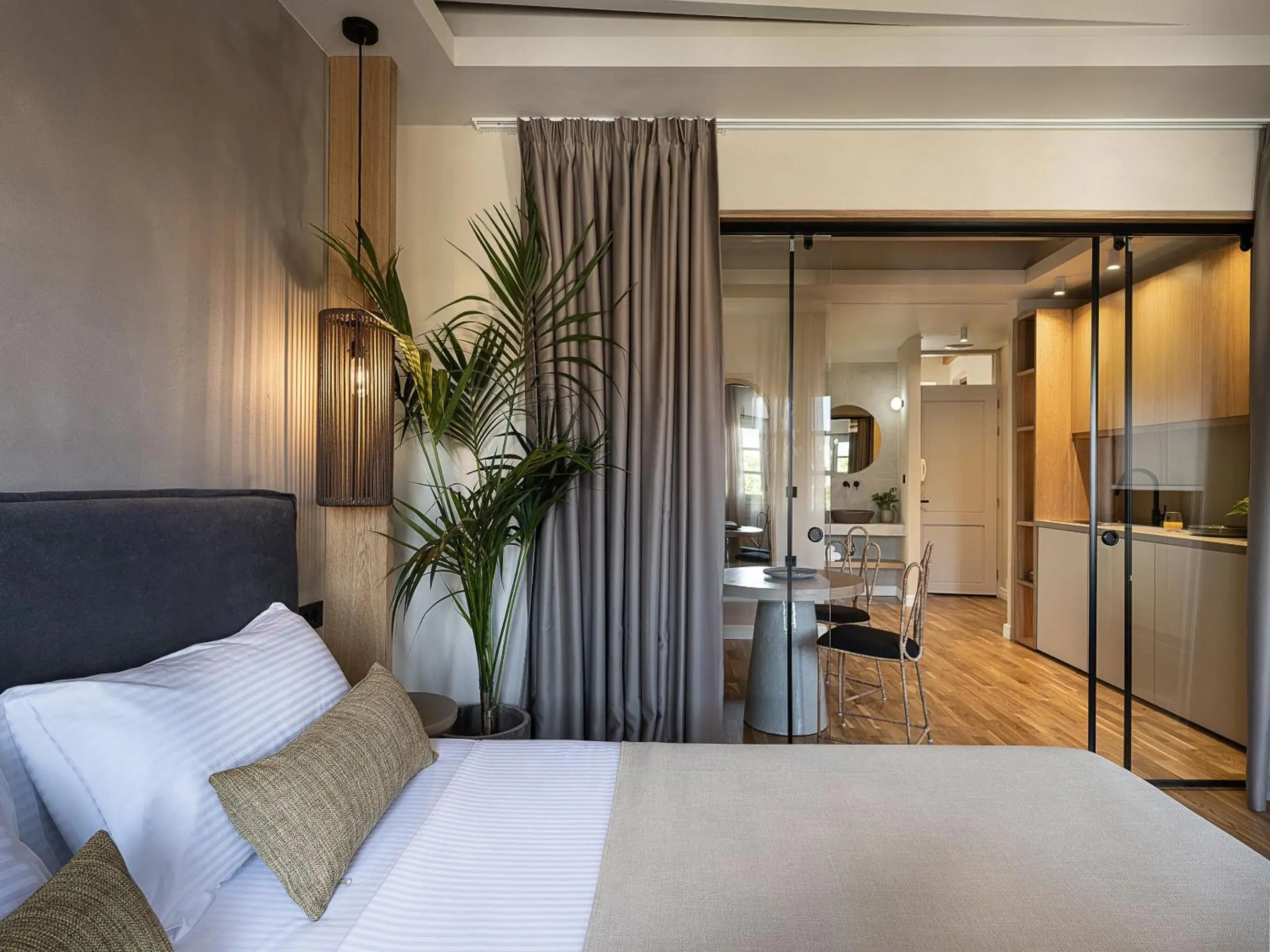 Standard Suite with shared Veranda in Lithinon Luxury Suites with Free Parking Standard Suite with shared Veranda in Lithinon Luxury Suites with Free Parking