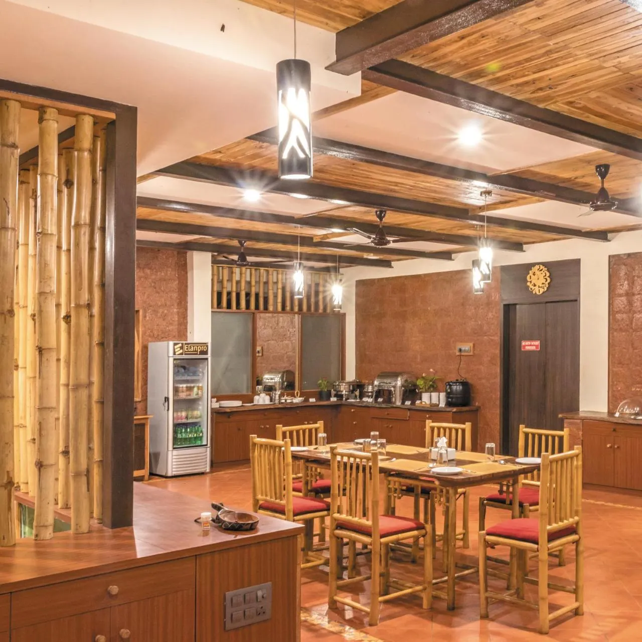 Restaurant/places to eat in Forest Escapes Koyna