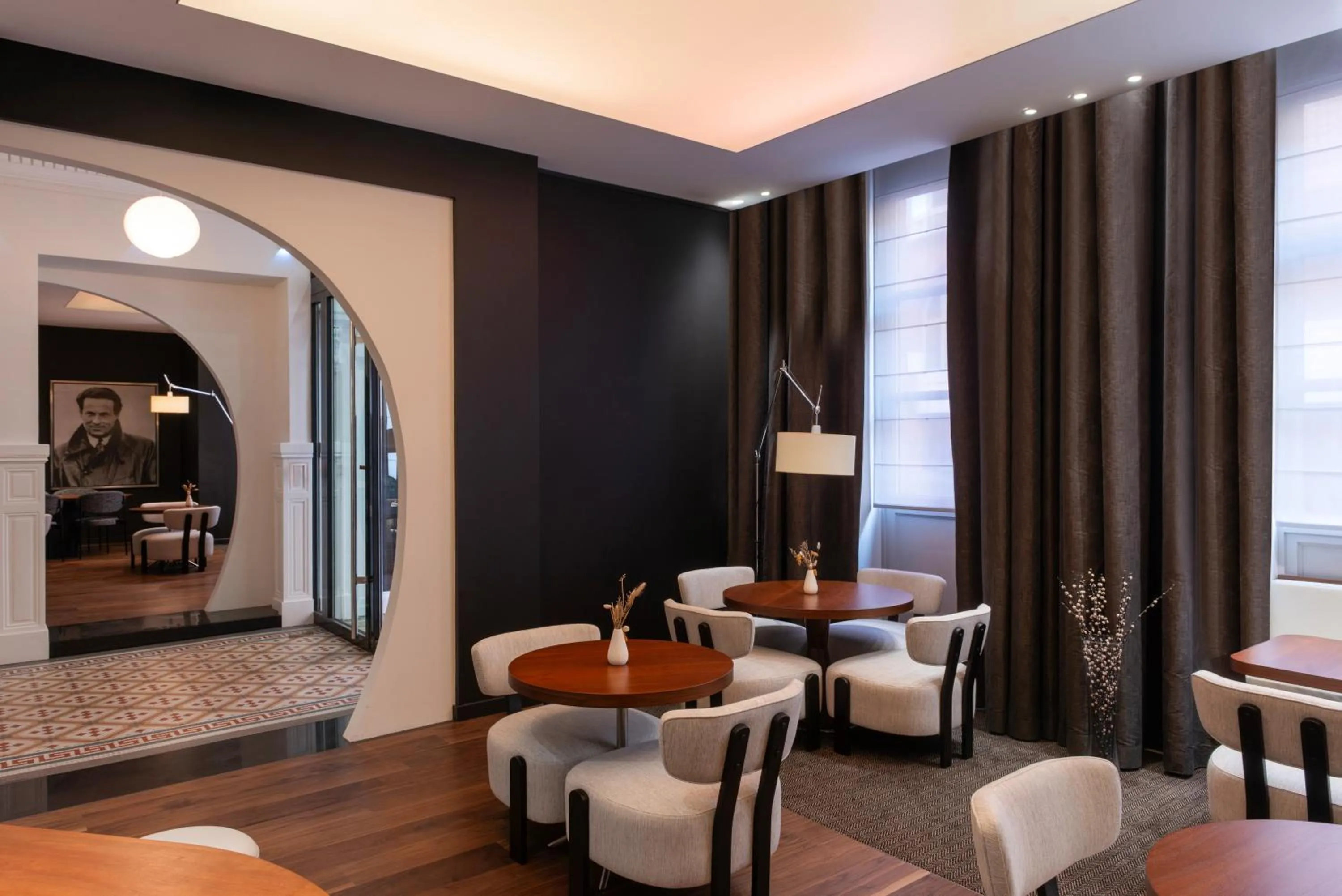 Lobby or reception in Le Grand Balcon Hotel