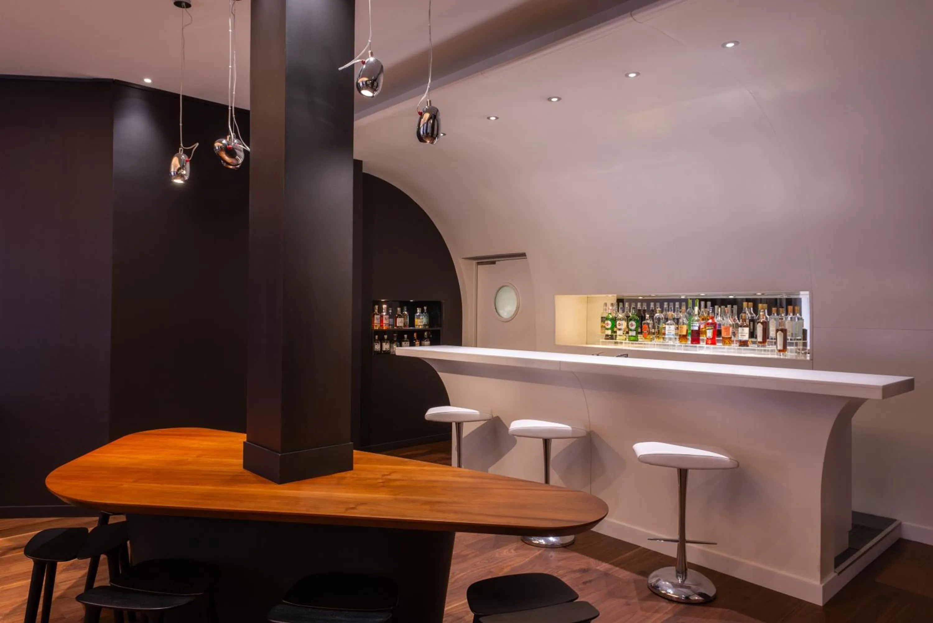 Lounge or bar in Le Grand Balcon Hotel