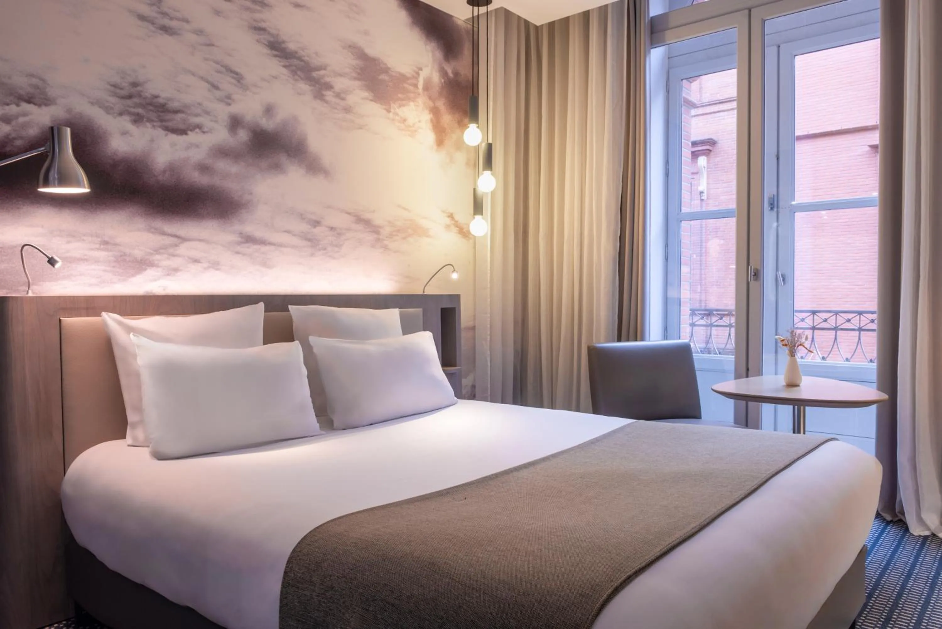 Bedroom, Bed in Le Grand Balcon Hotel