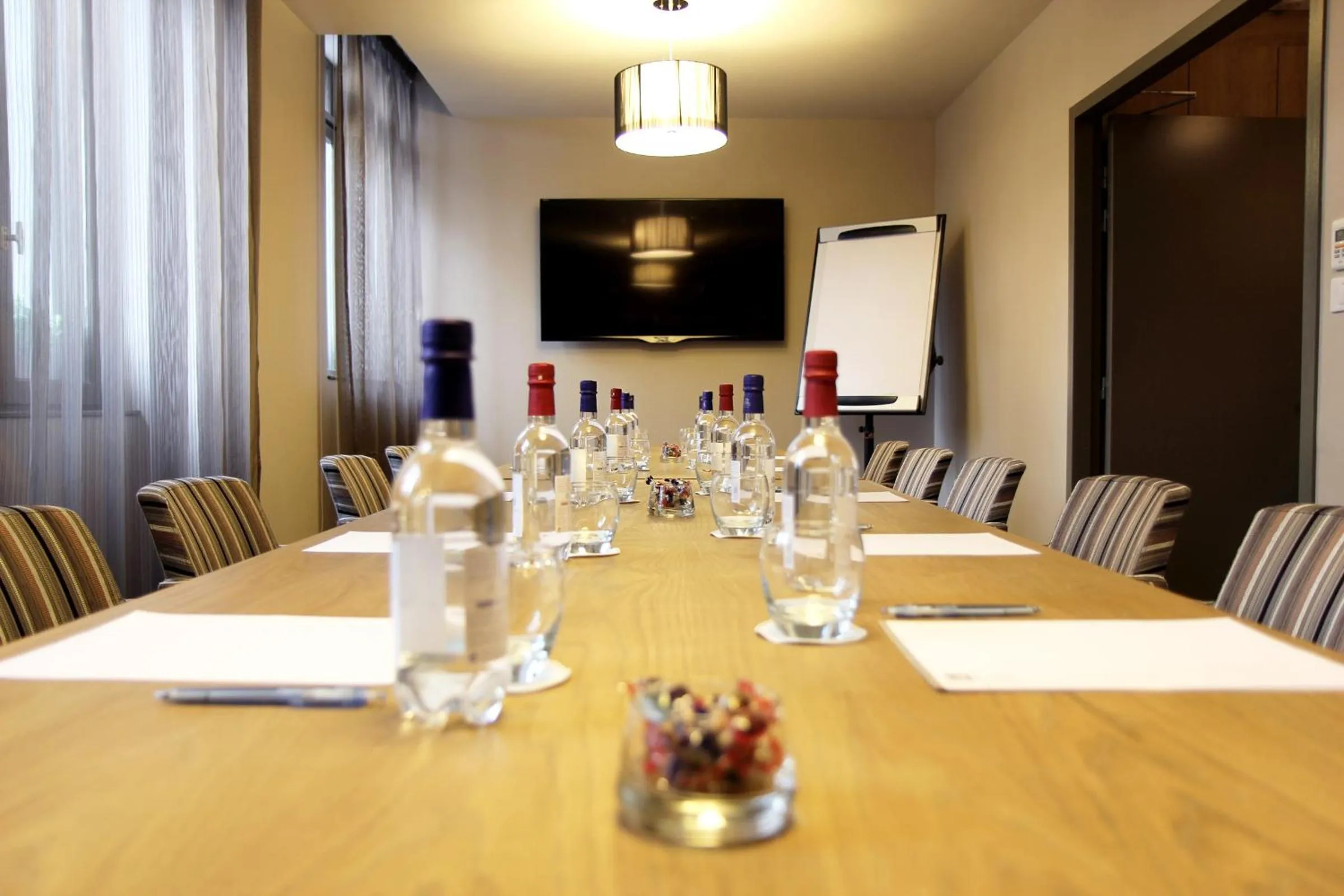 Business facilities in Best Western Plus Bordeaux Gare Saint-Jean