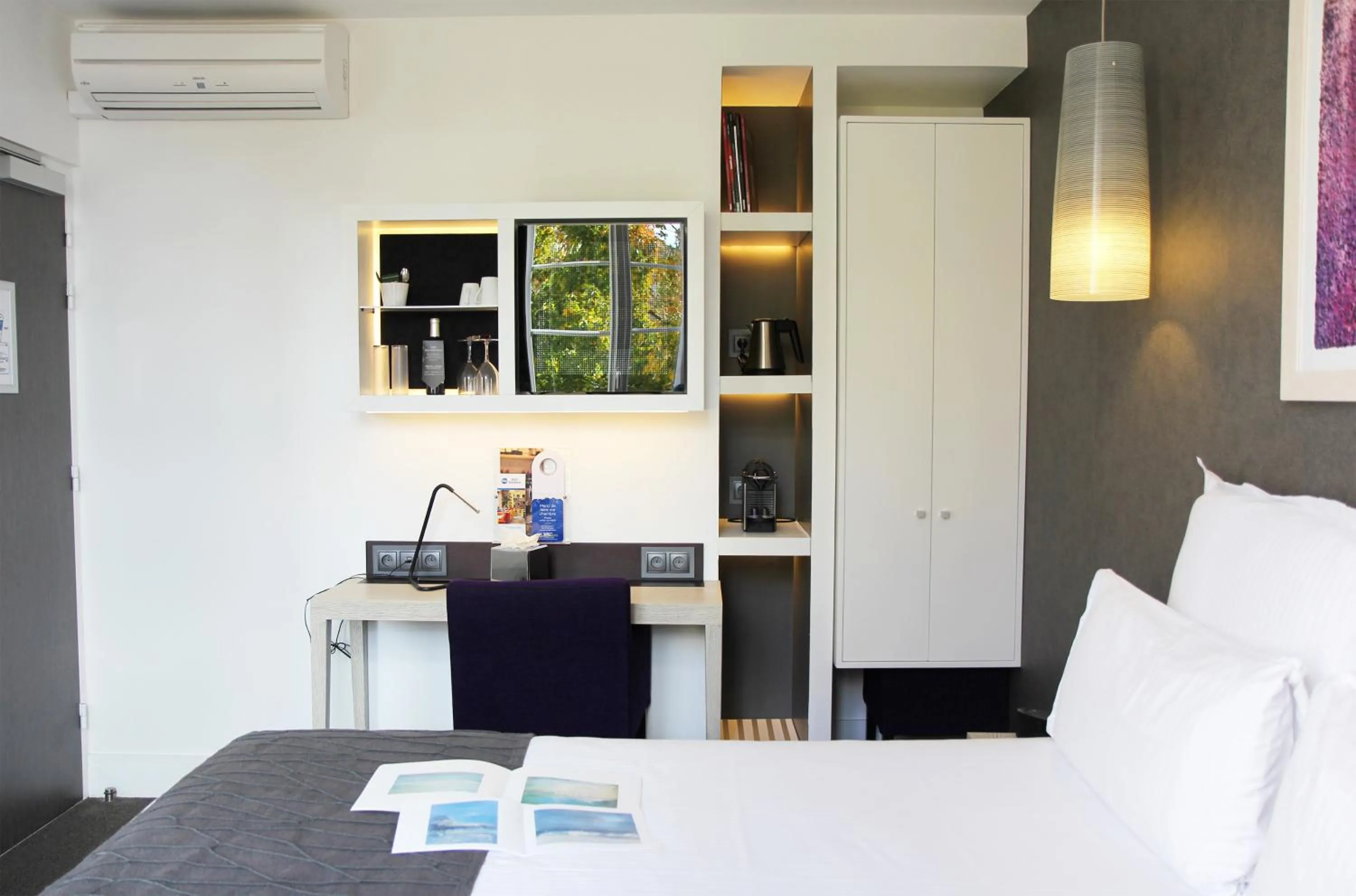 Bed in Best Western Plus Bordeaux Gare Saint-Jean