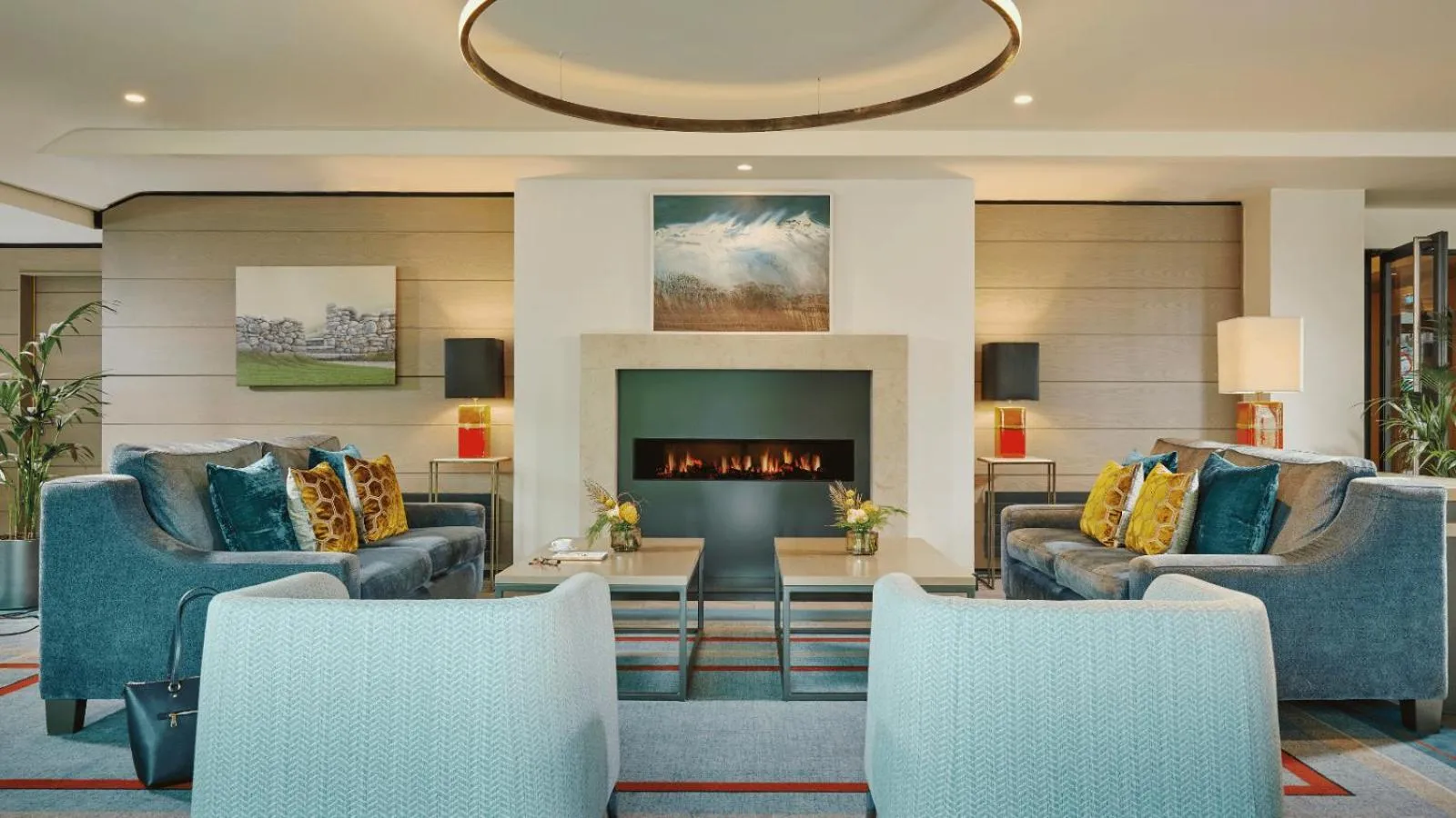 Seating area in Mespil Hotel