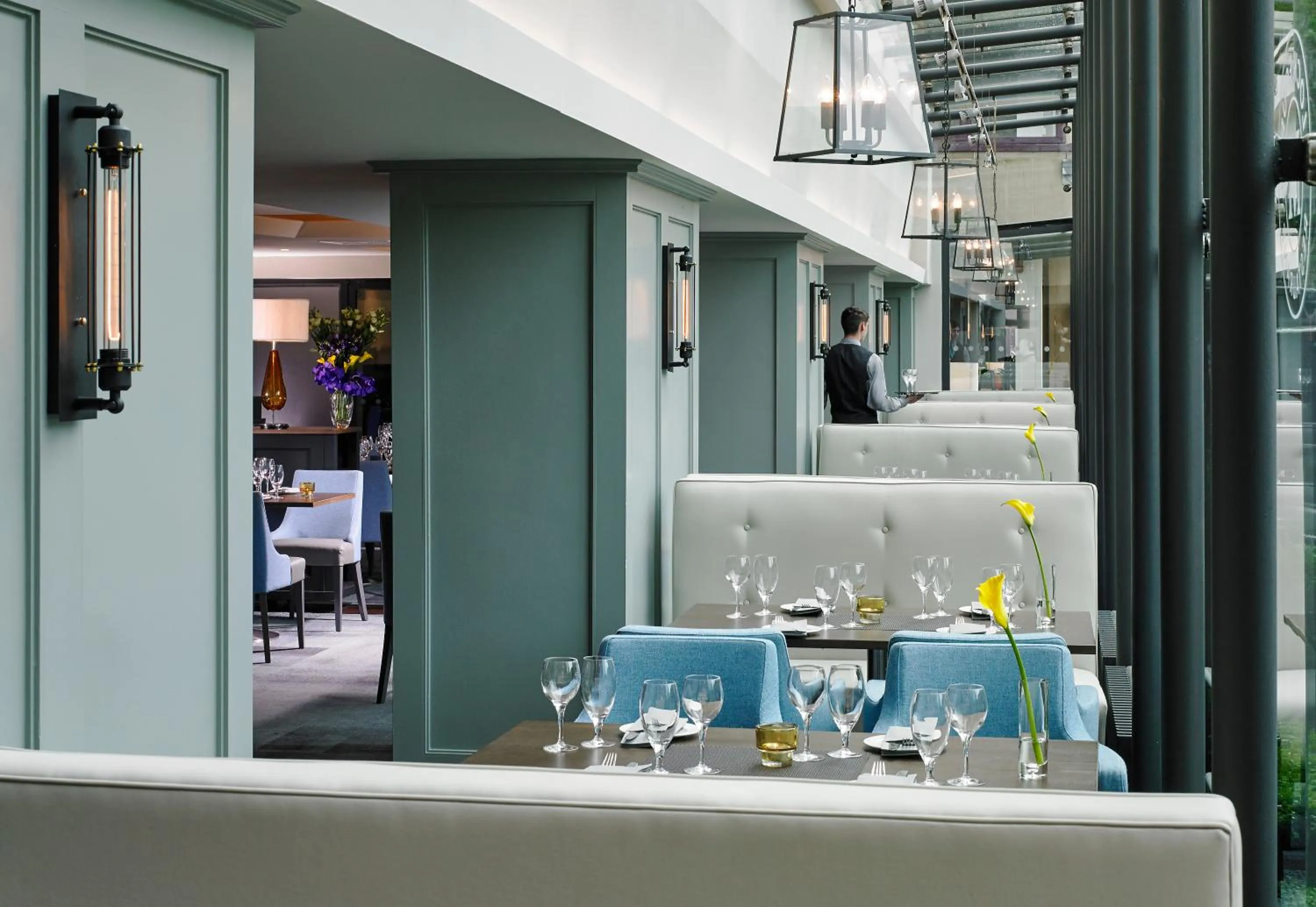 Restaurant/places to eat in Mespil Hotel