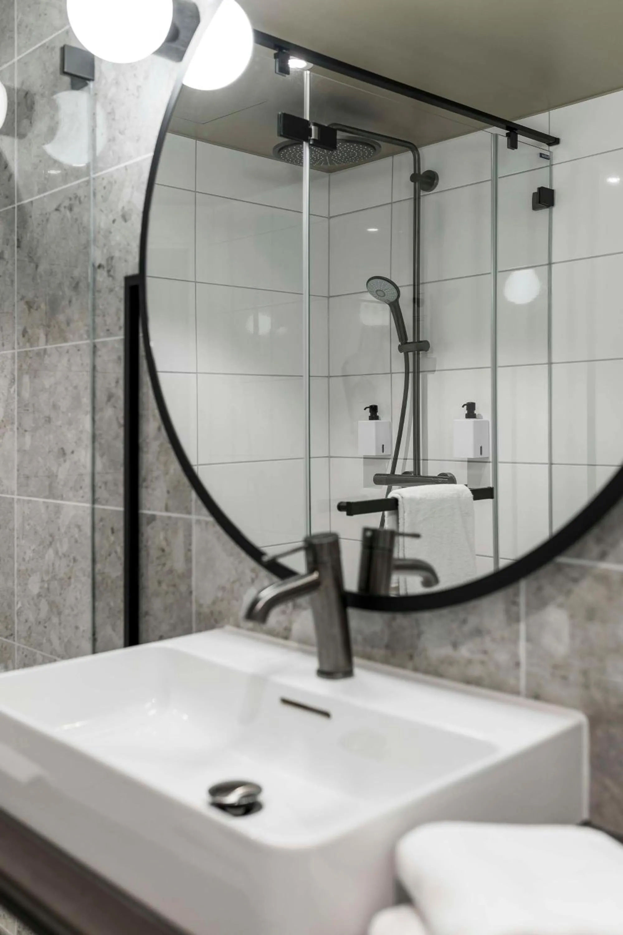 Bathroom in Scandic Park